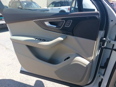 2019 Audi Q7 Premium