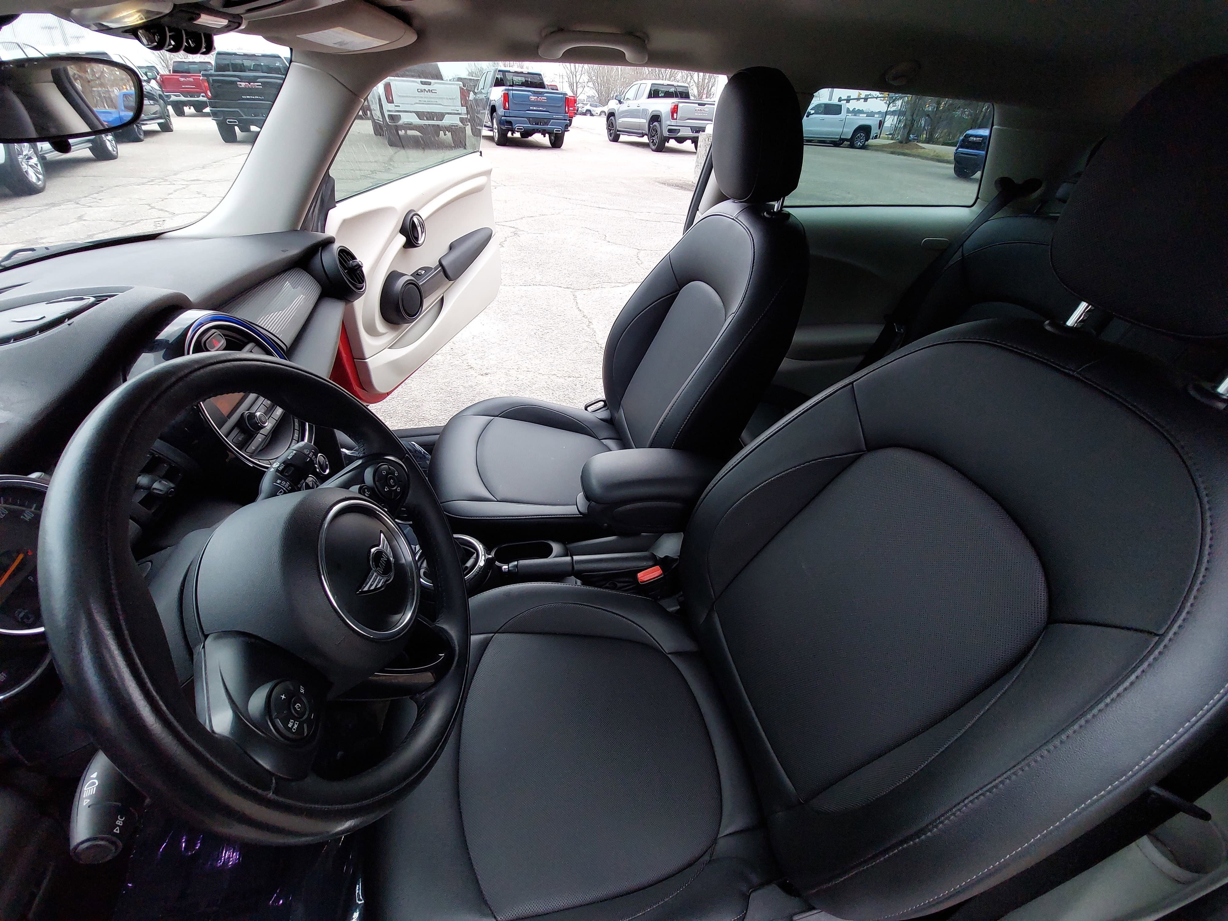 2016 MINI Cooper Hardtop NA