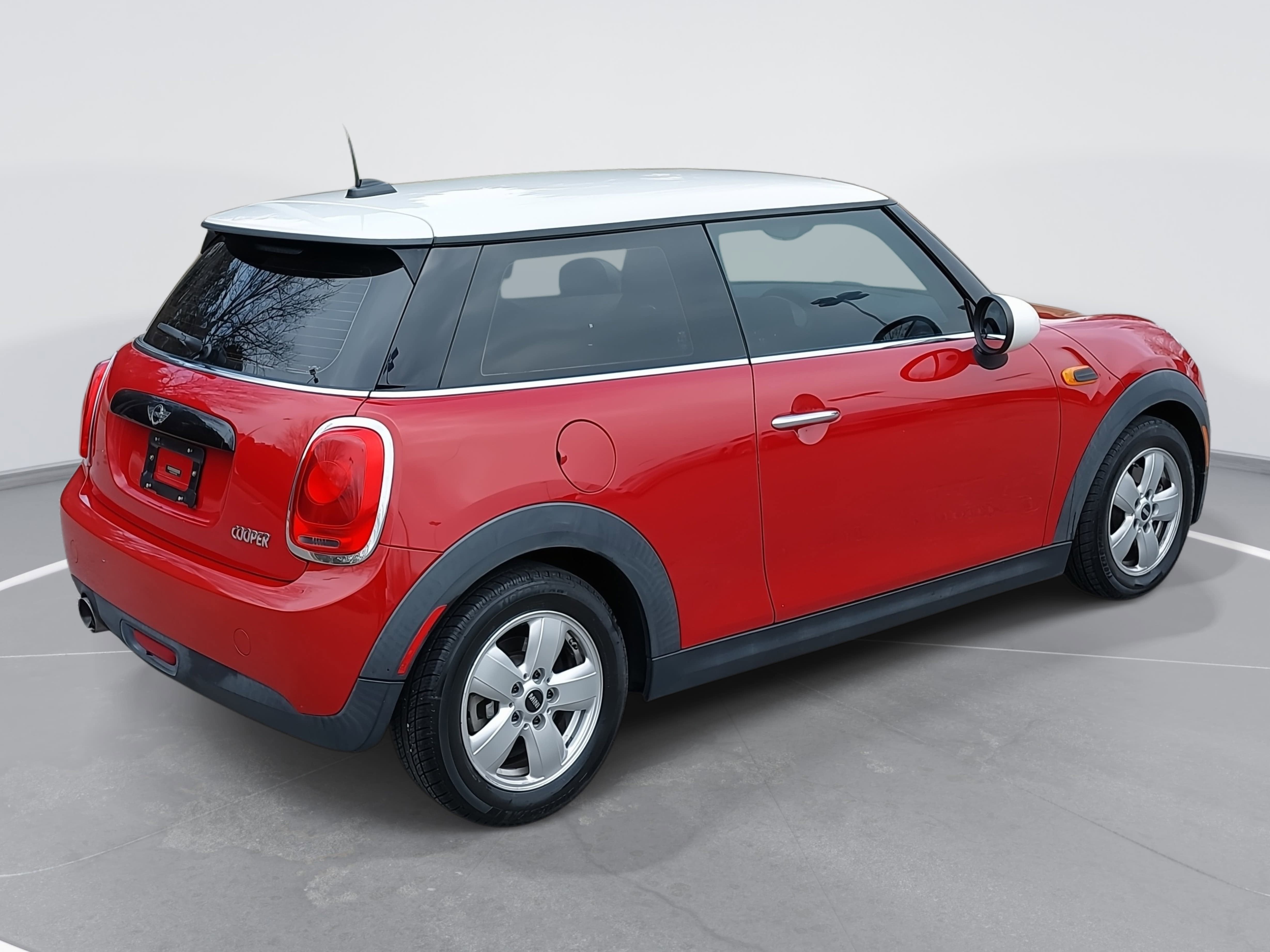2016 MINI Cooper Hardtop NA