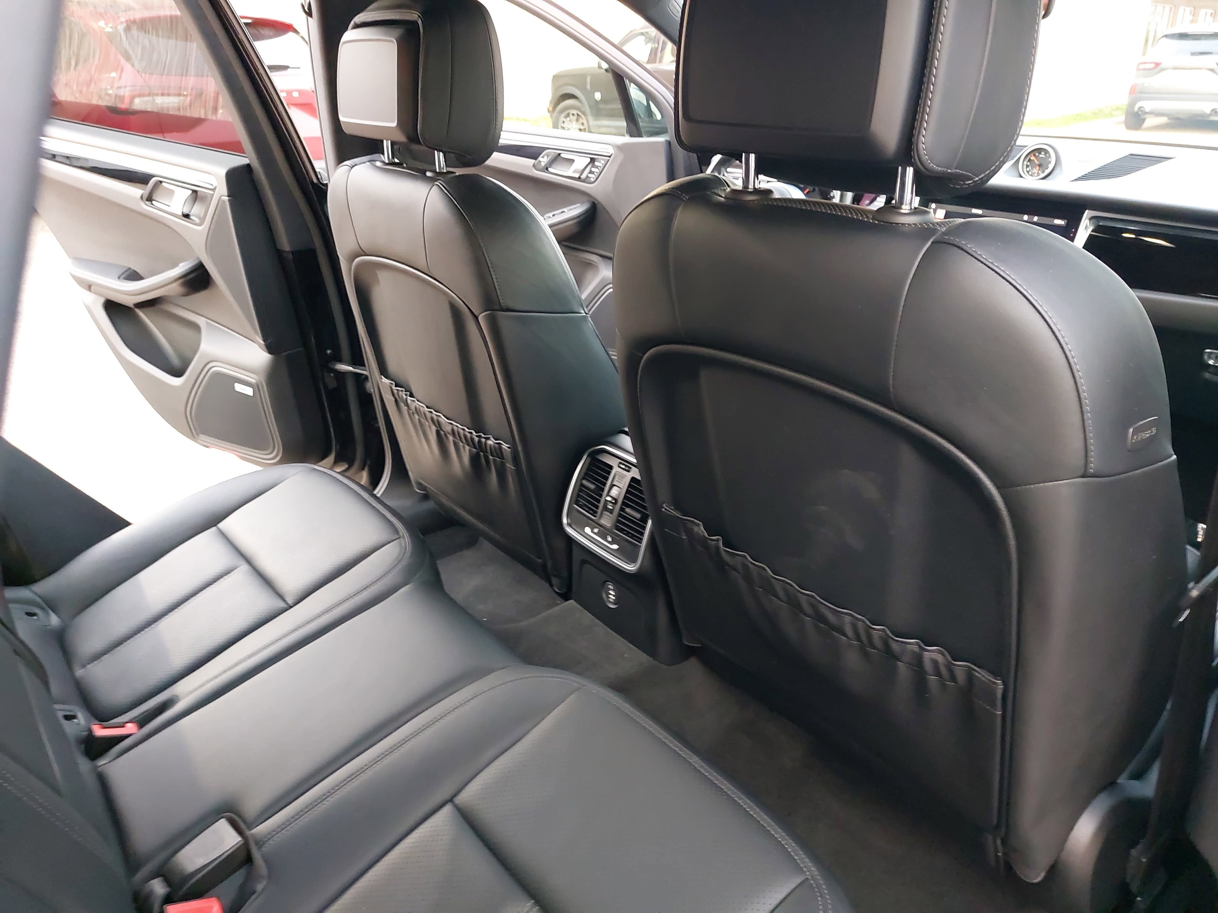 2019 Porsche Macan NA