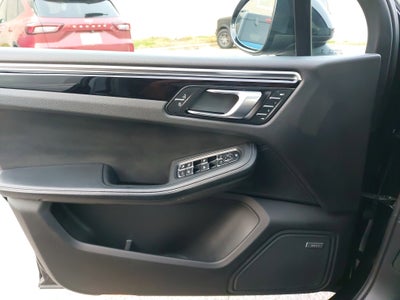 2019 Porsche Macan NA