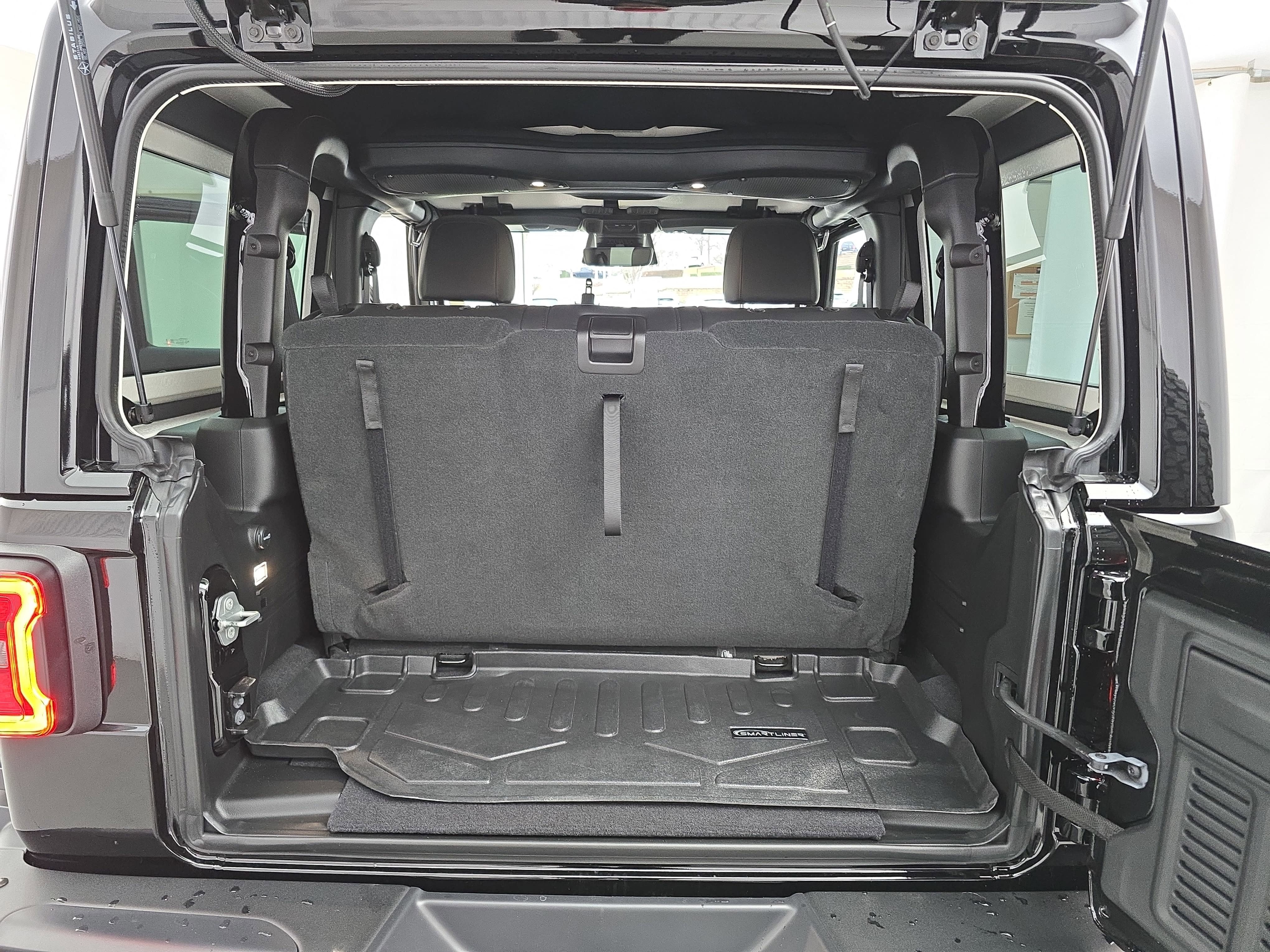 2025 Jeep Wrangler Rubicon X