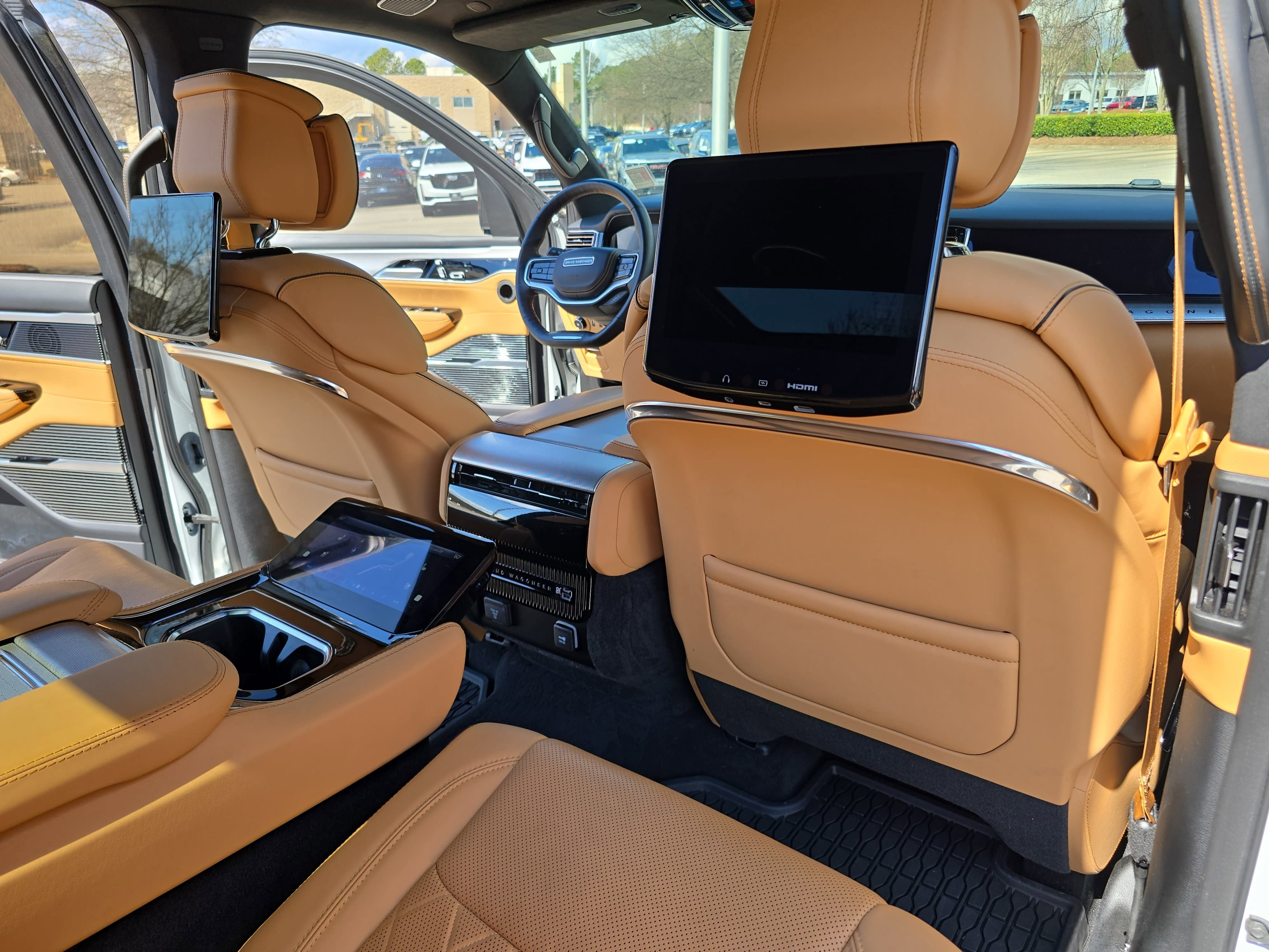 2023 Jeep Grand Wagoneer L Series III