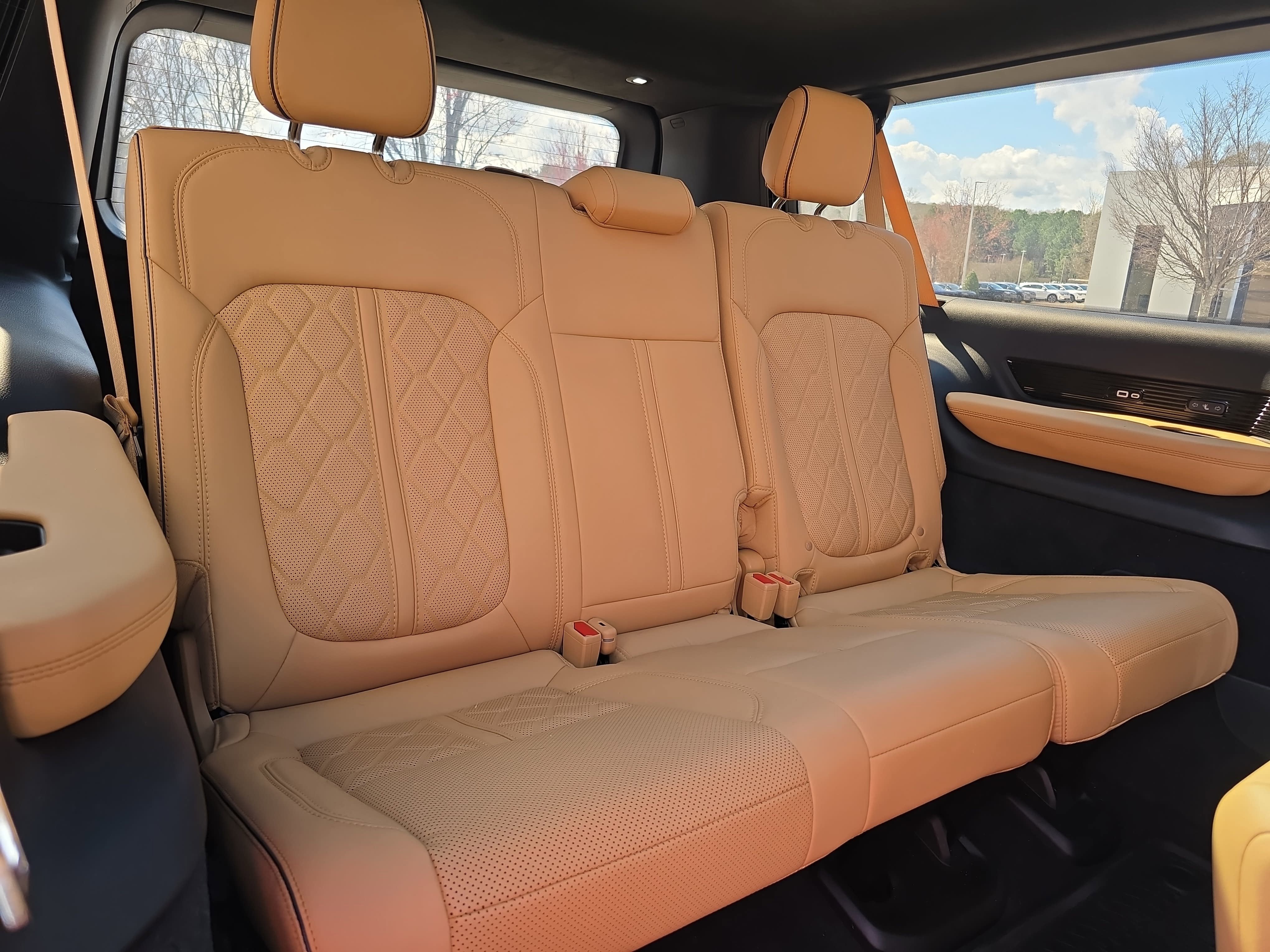 2023 Jeep Grand Wagoneer L Series III