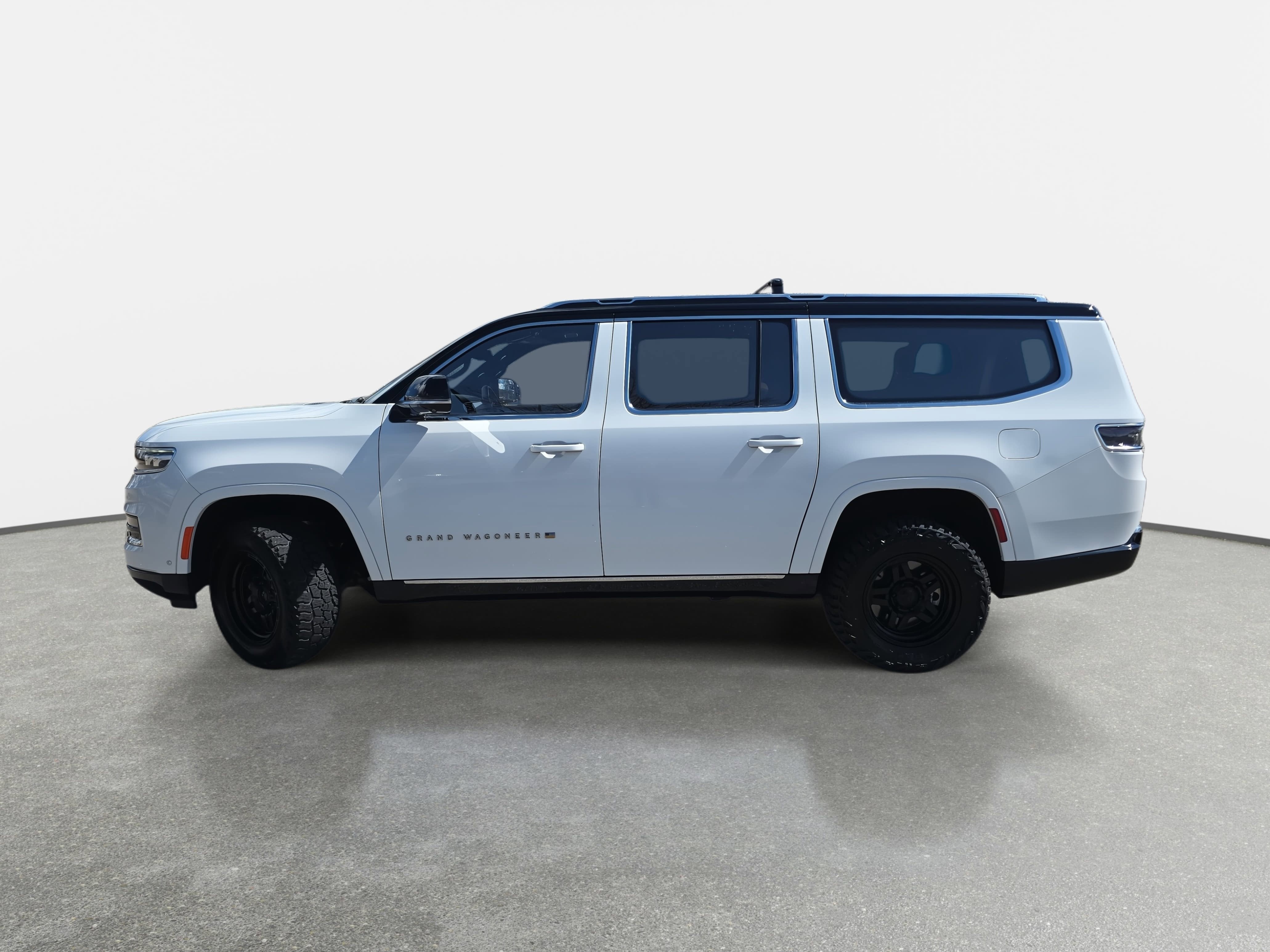 2023 Jeep Grand Wagoneer L Series III