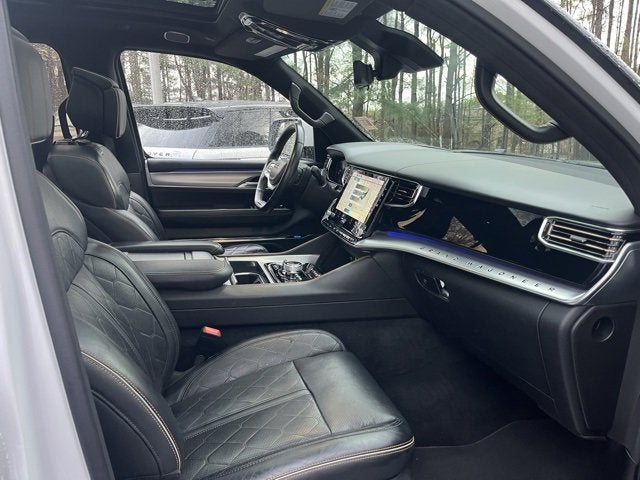 2022 Jeep Grand Wagoneer Series III