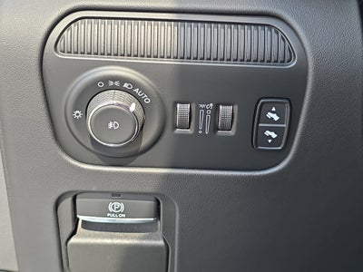 2022 Jeep Grand Wagoneer Series III