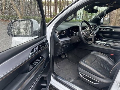 2022 Jeep Grand Wagoneer Series III