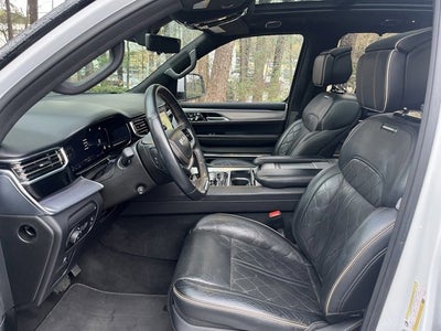 2022 Jeep Grand Wagoneer Series III