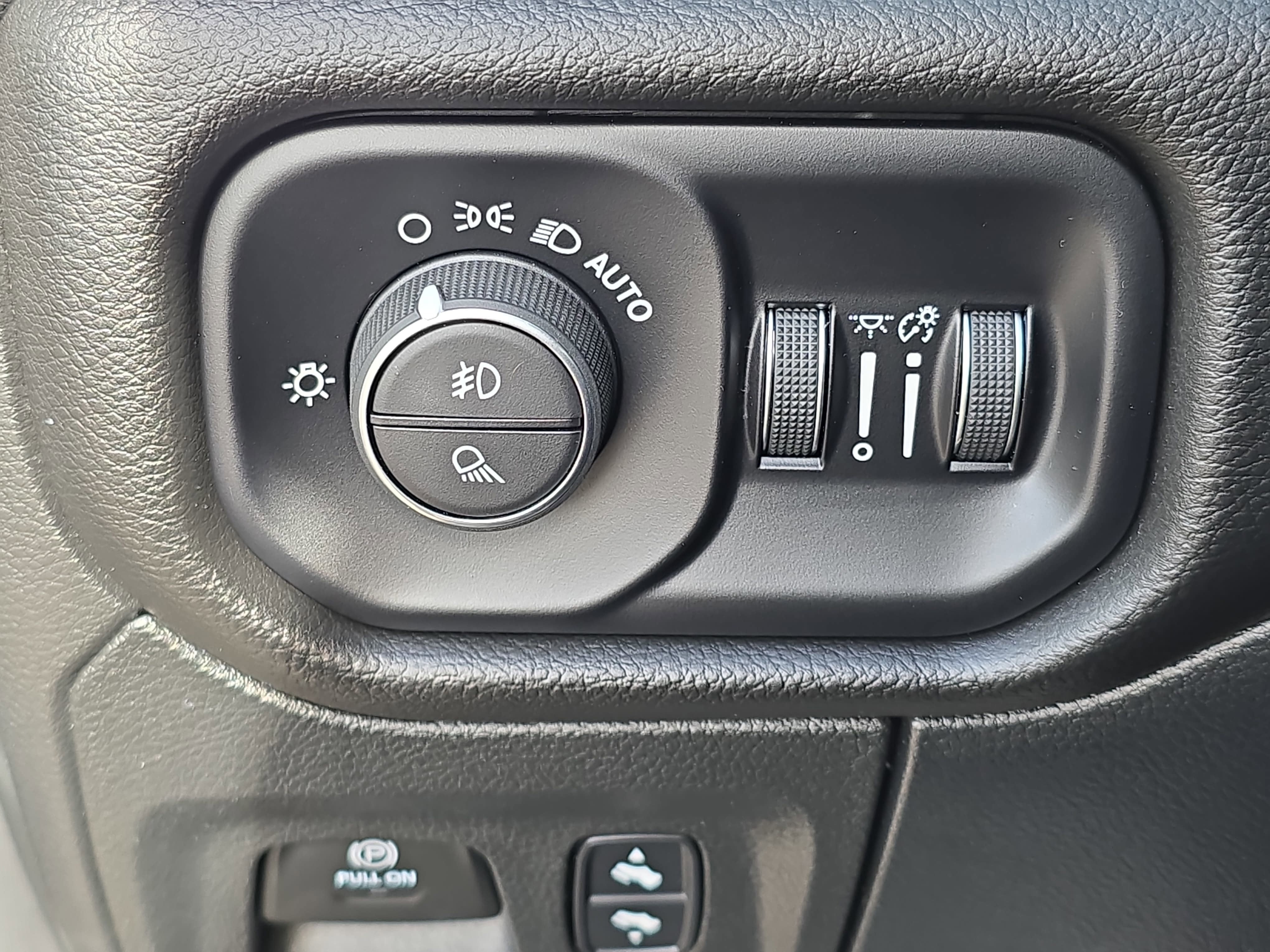 2025 RAM 1500 Lone Star