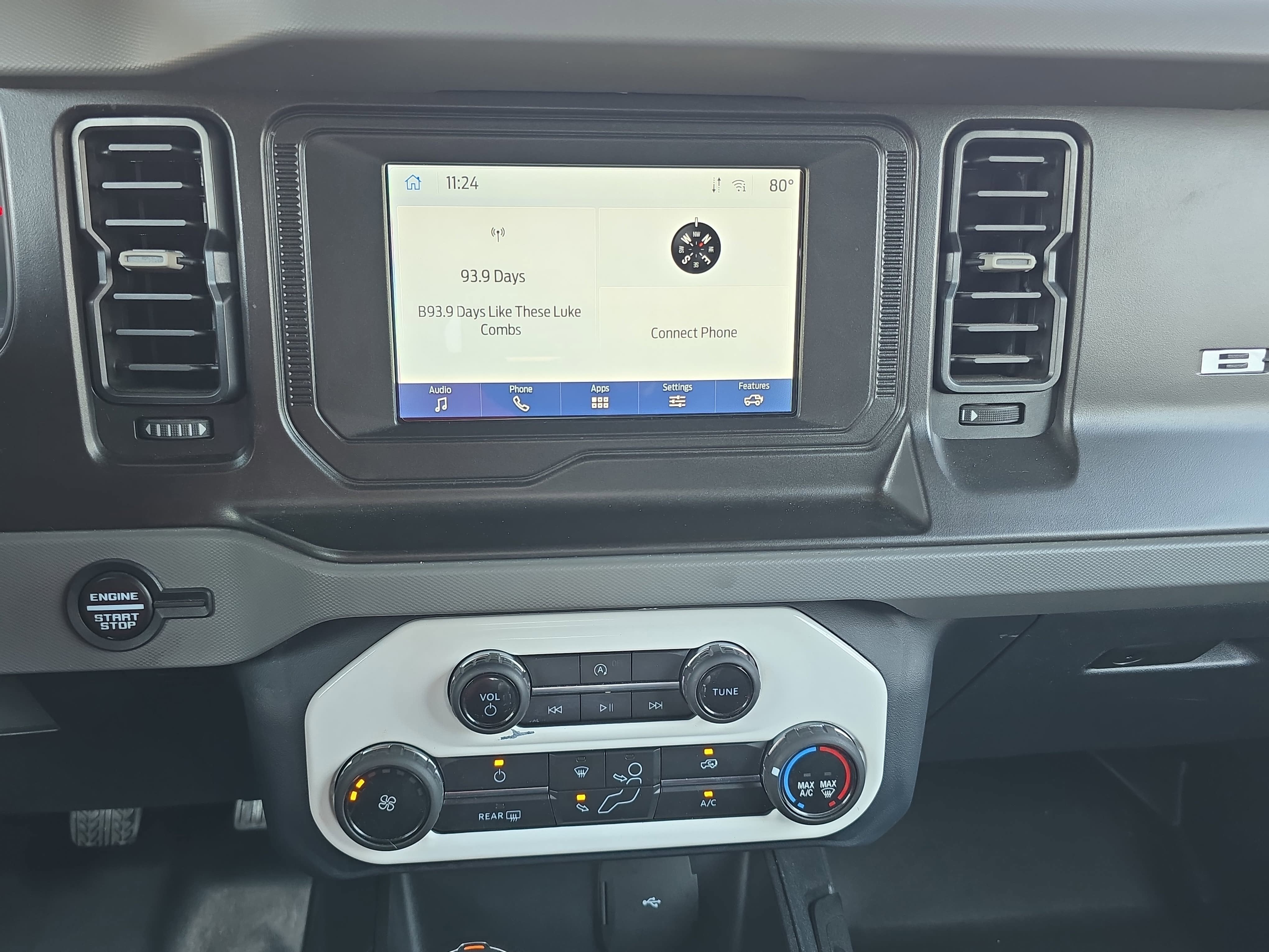 2022 Ford Bronco Base