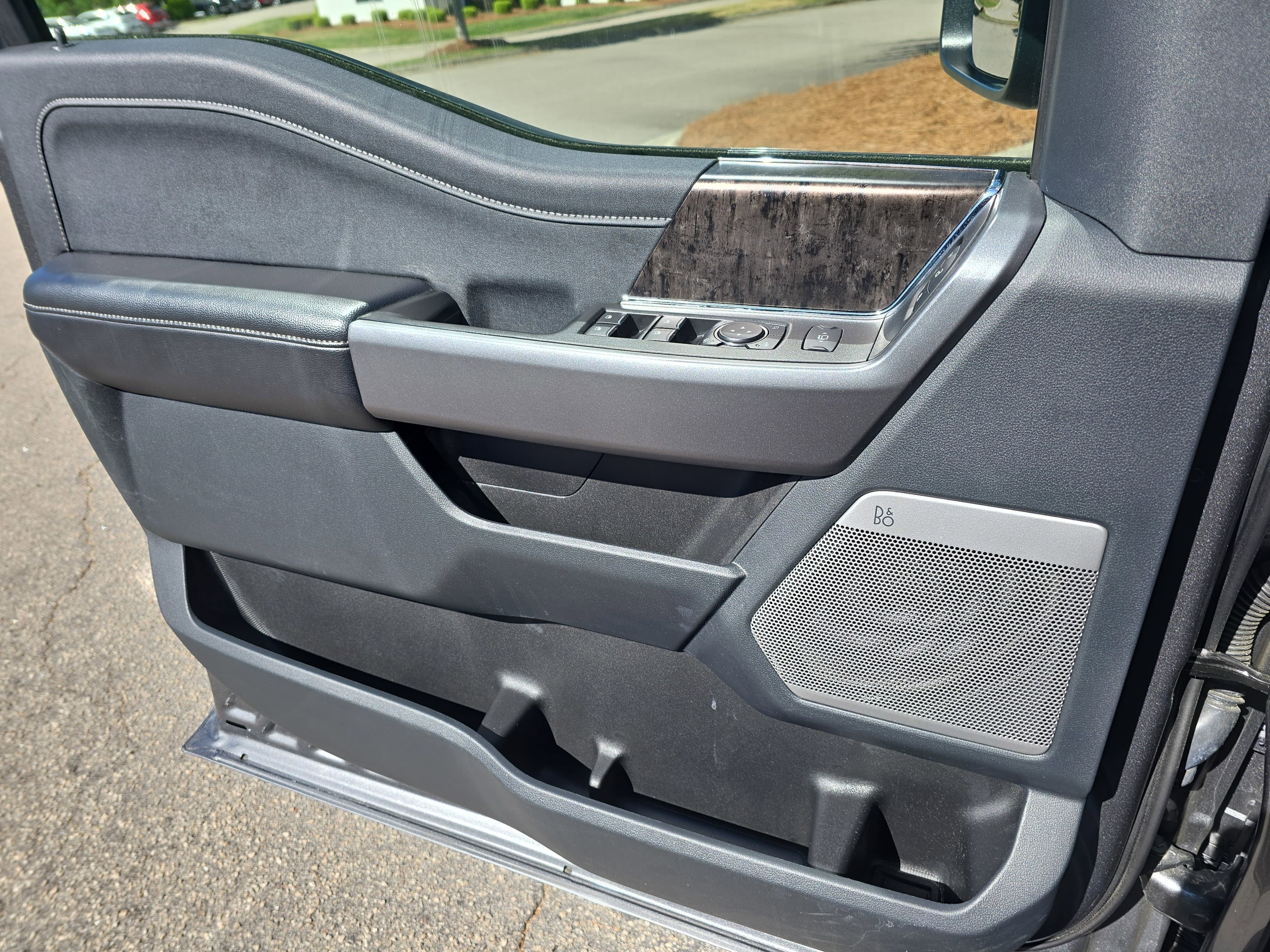 2025 Ford Super Duty F-250 SRW LARIAT