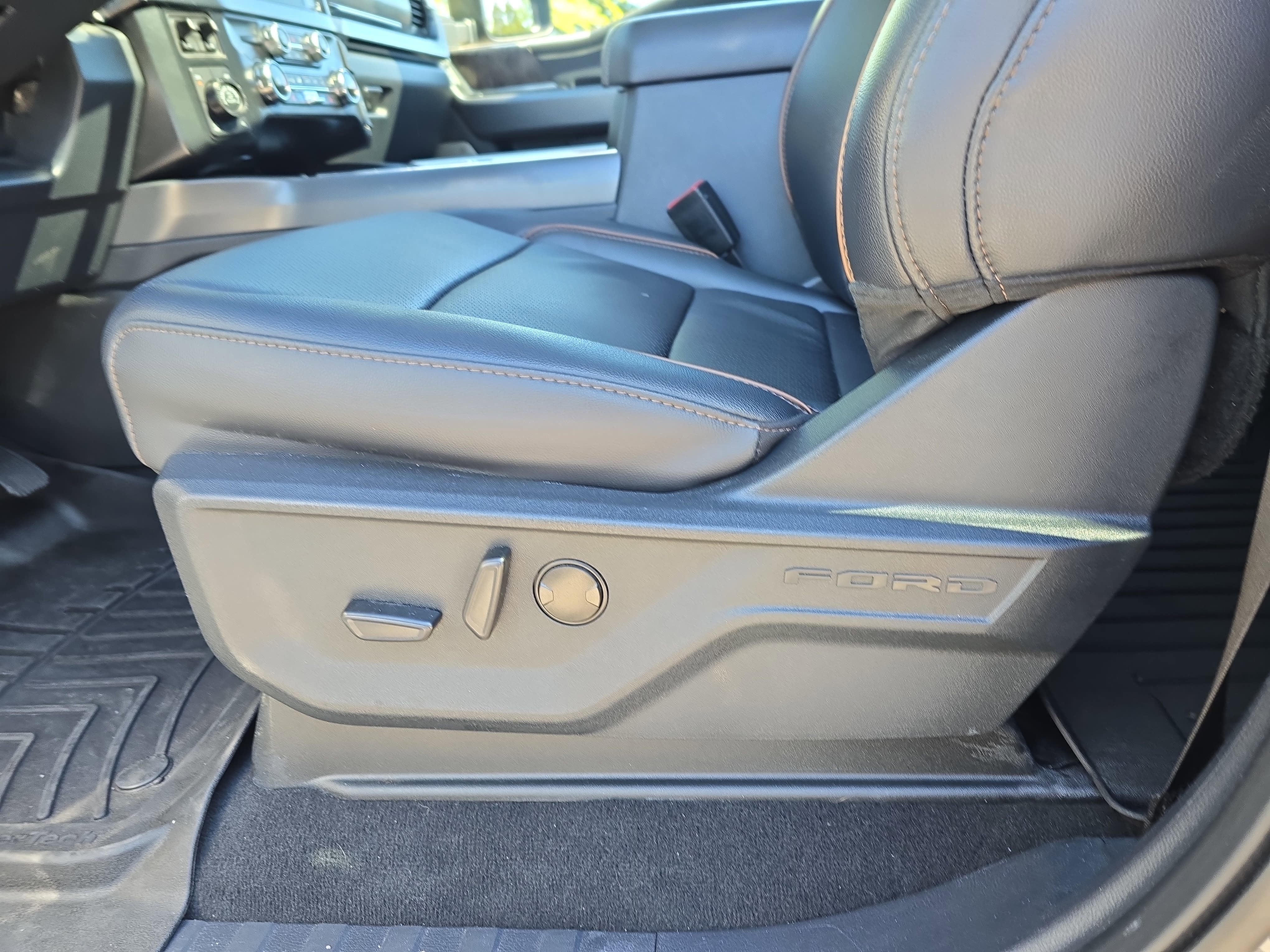 2025 Ford Super Duty F-250 SRW LARIAT