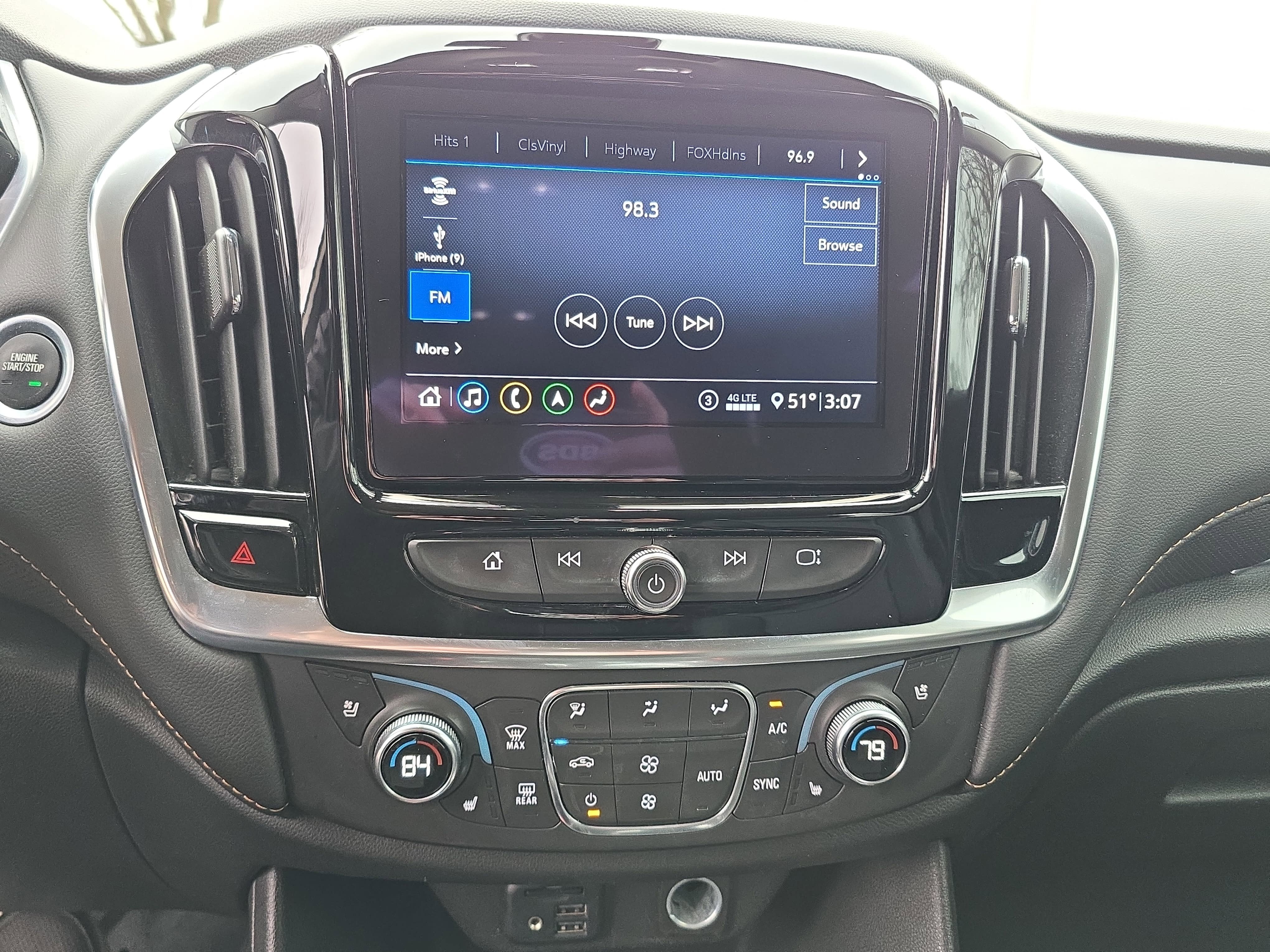 2021 Chevrolet Traverse Premier