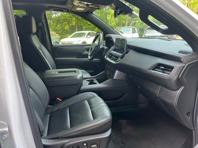 2023 Chevrolet Suburban RST