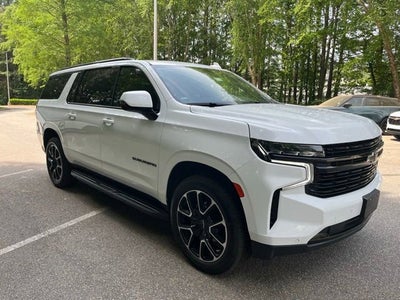 2023 Chevrolet Suburban RST