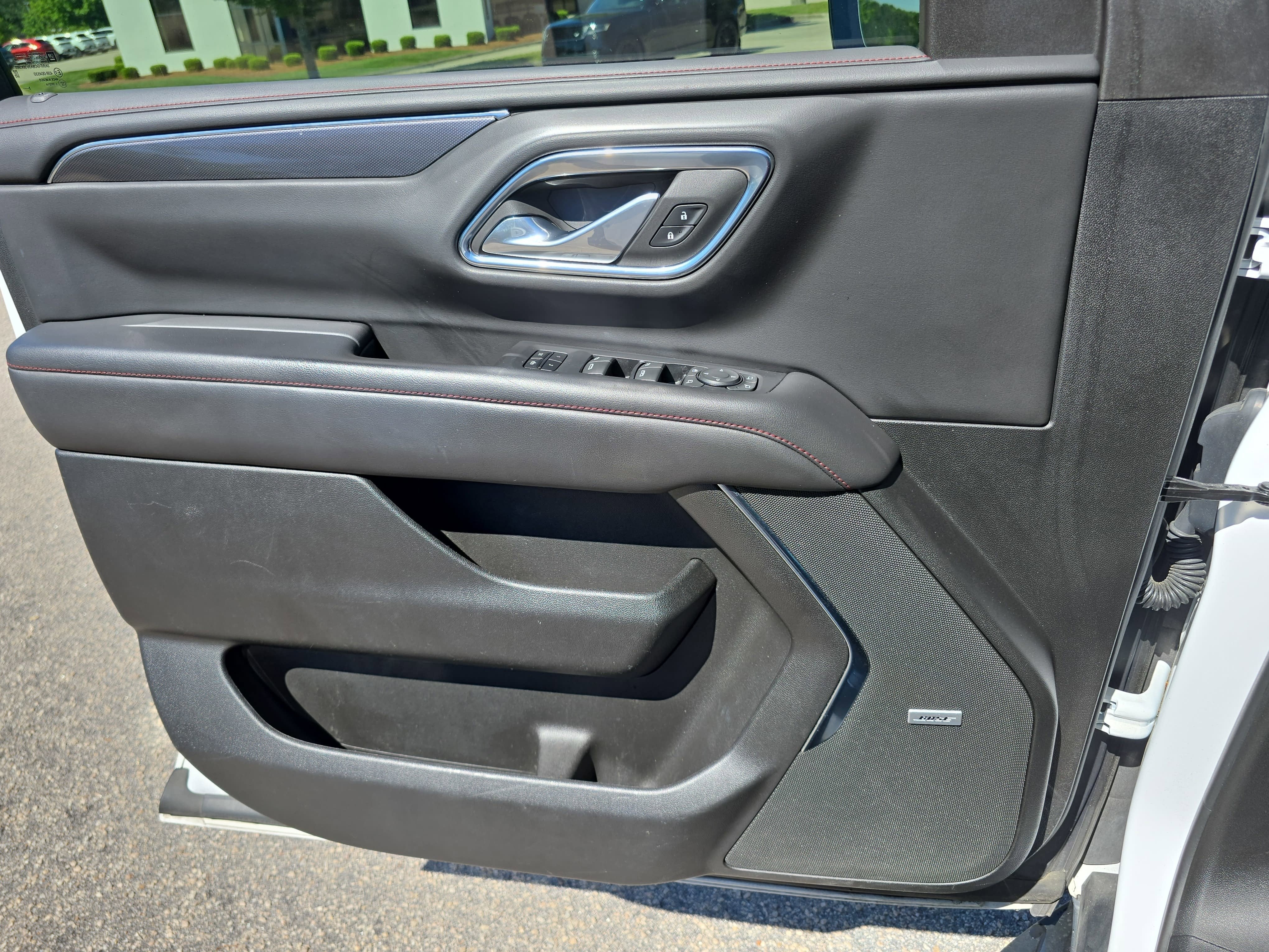 2023 Chevrolet Suburban RST