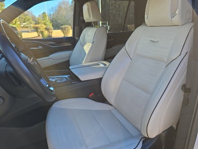 2022 Cadillac Escalade Sport