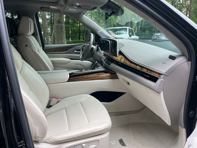 2024 Cadillac Escalade 4WD Sport Platinum