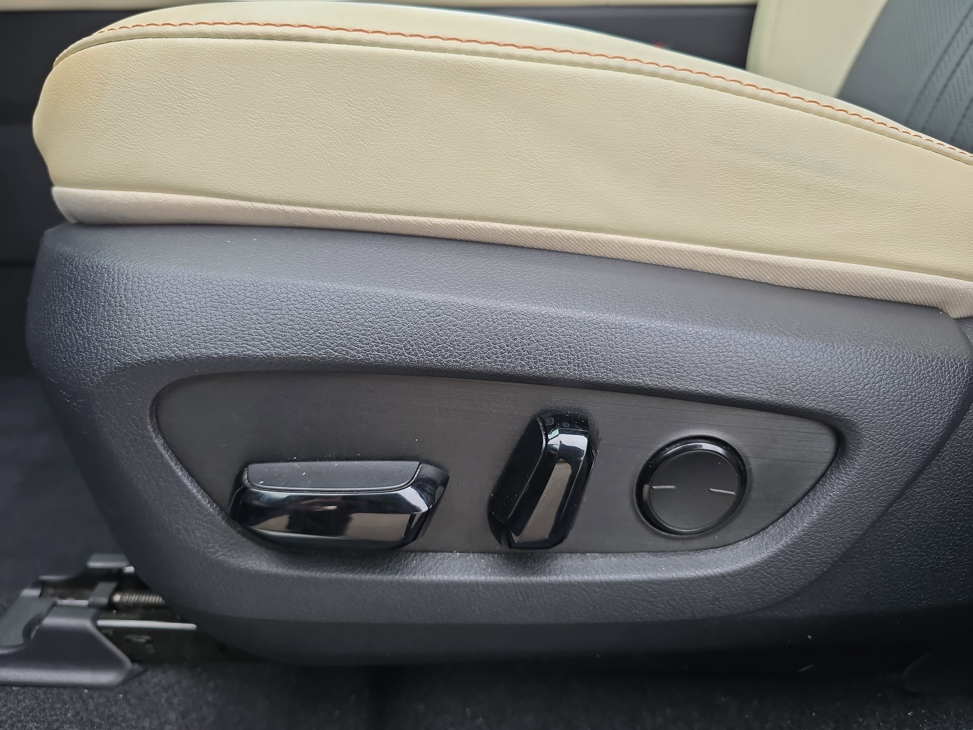 2023 Lexus NX NX 350h Premium