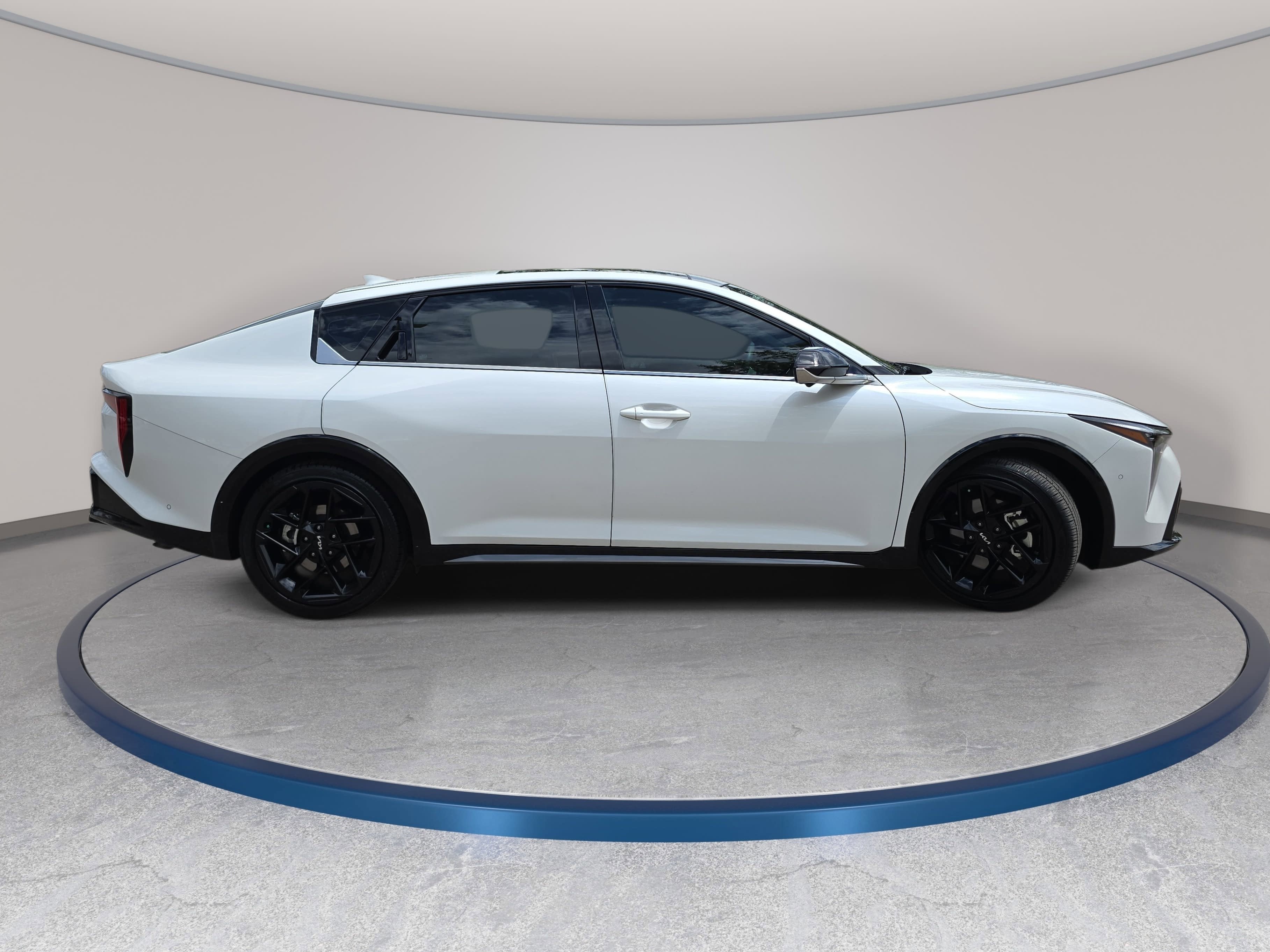 2025 Kia K4 GT-Line Turbo