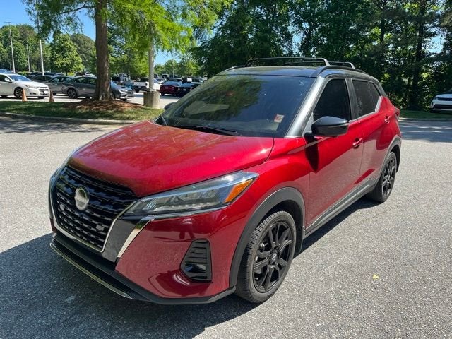 2023 Nissan Kicks SR