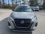 2022 Nissan Kicks SR
