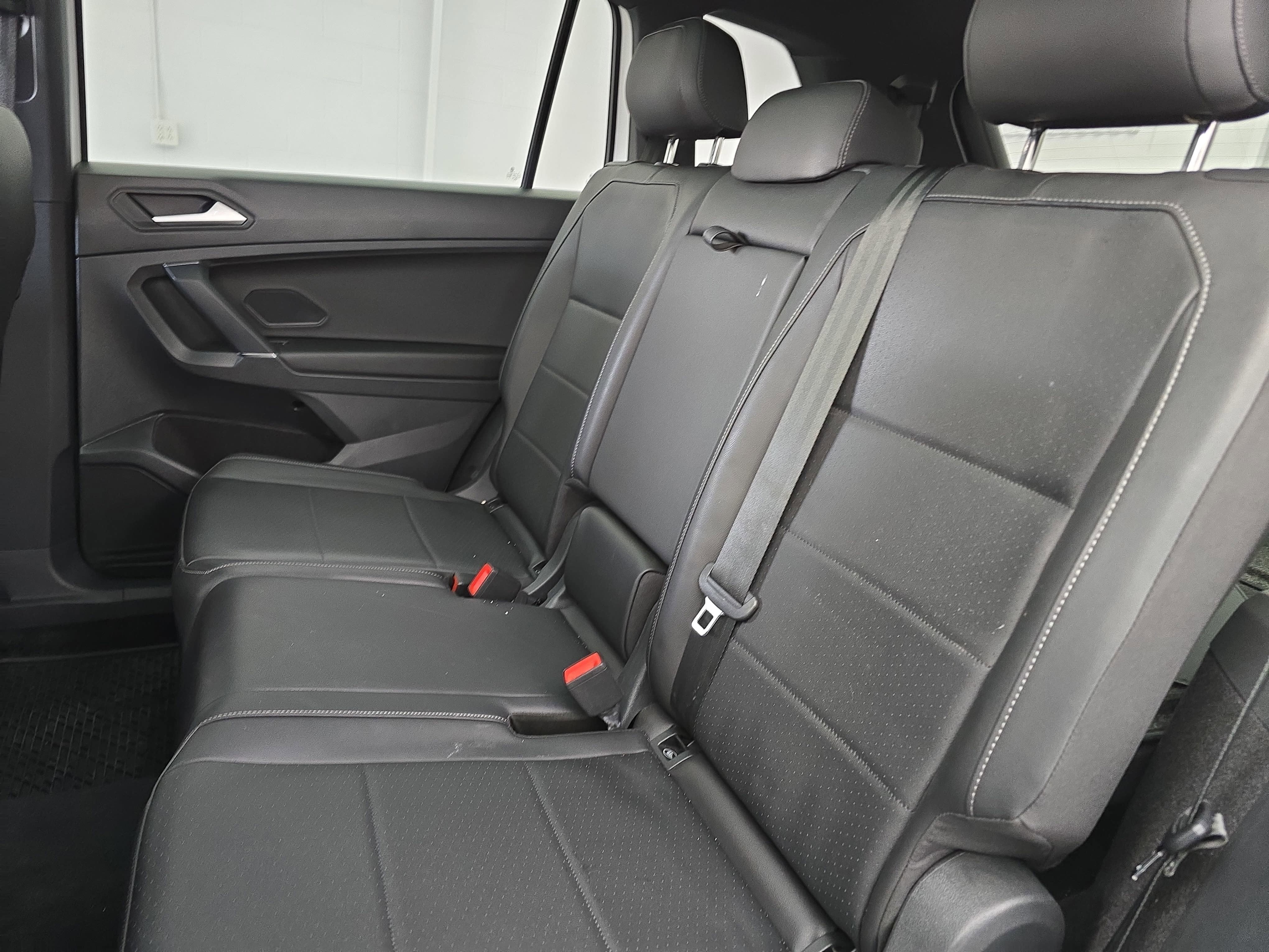 2020 Volkswagen Tiguan SE R-Line Black