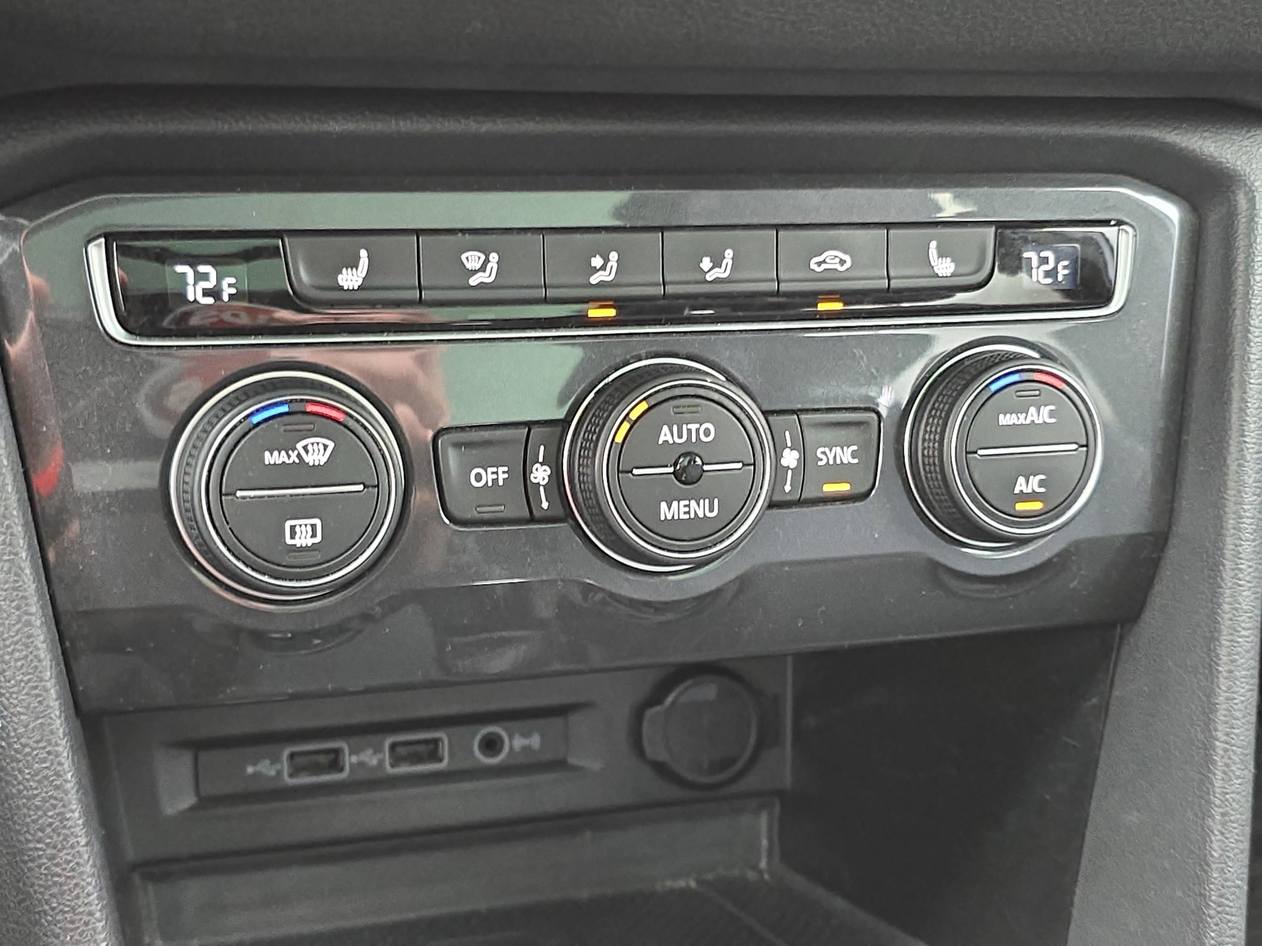 2020 Volkswagen Tiguan SE R-Line Black