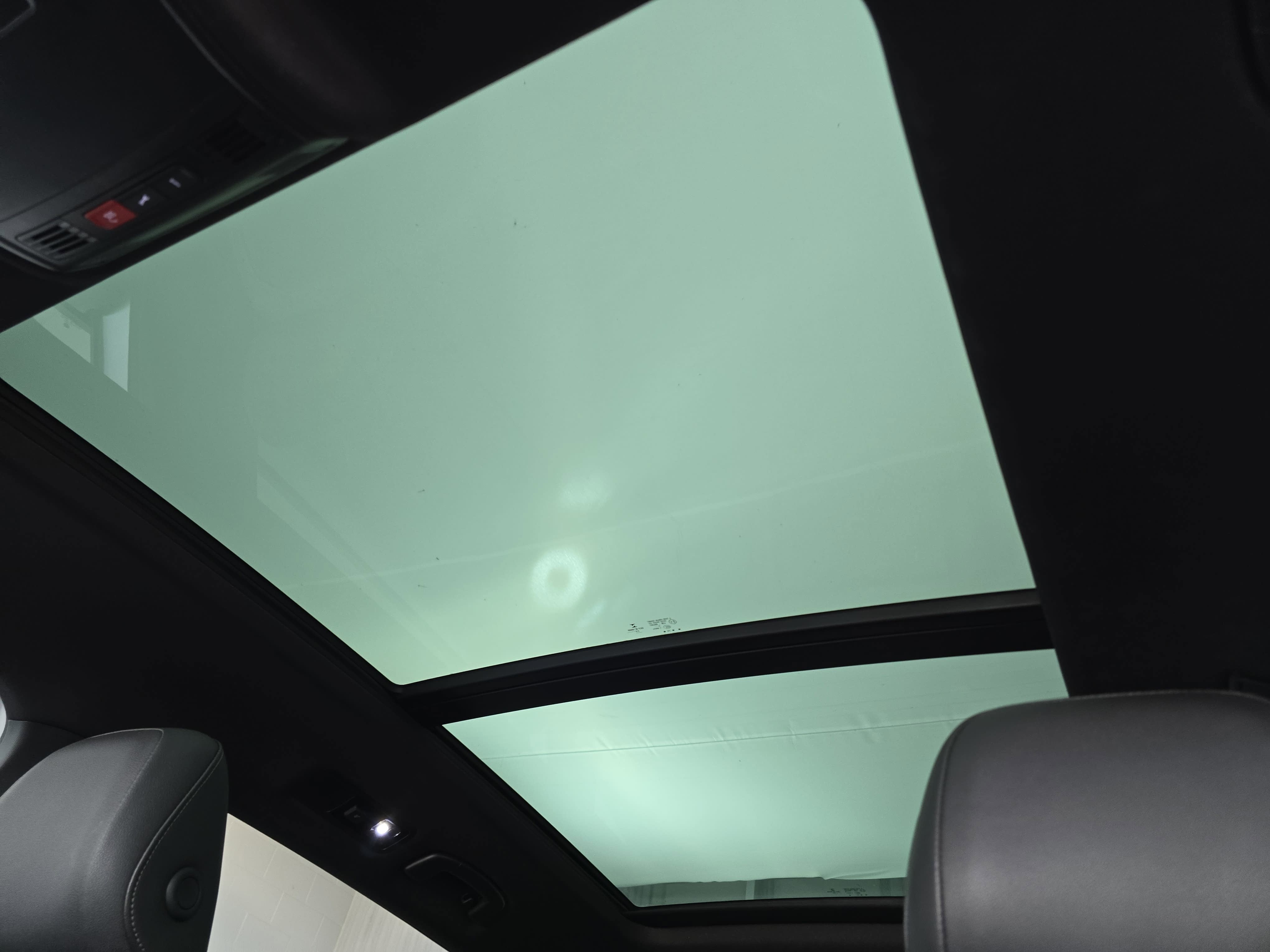 2020 Volkswagen Tiguan SE R-Line Black