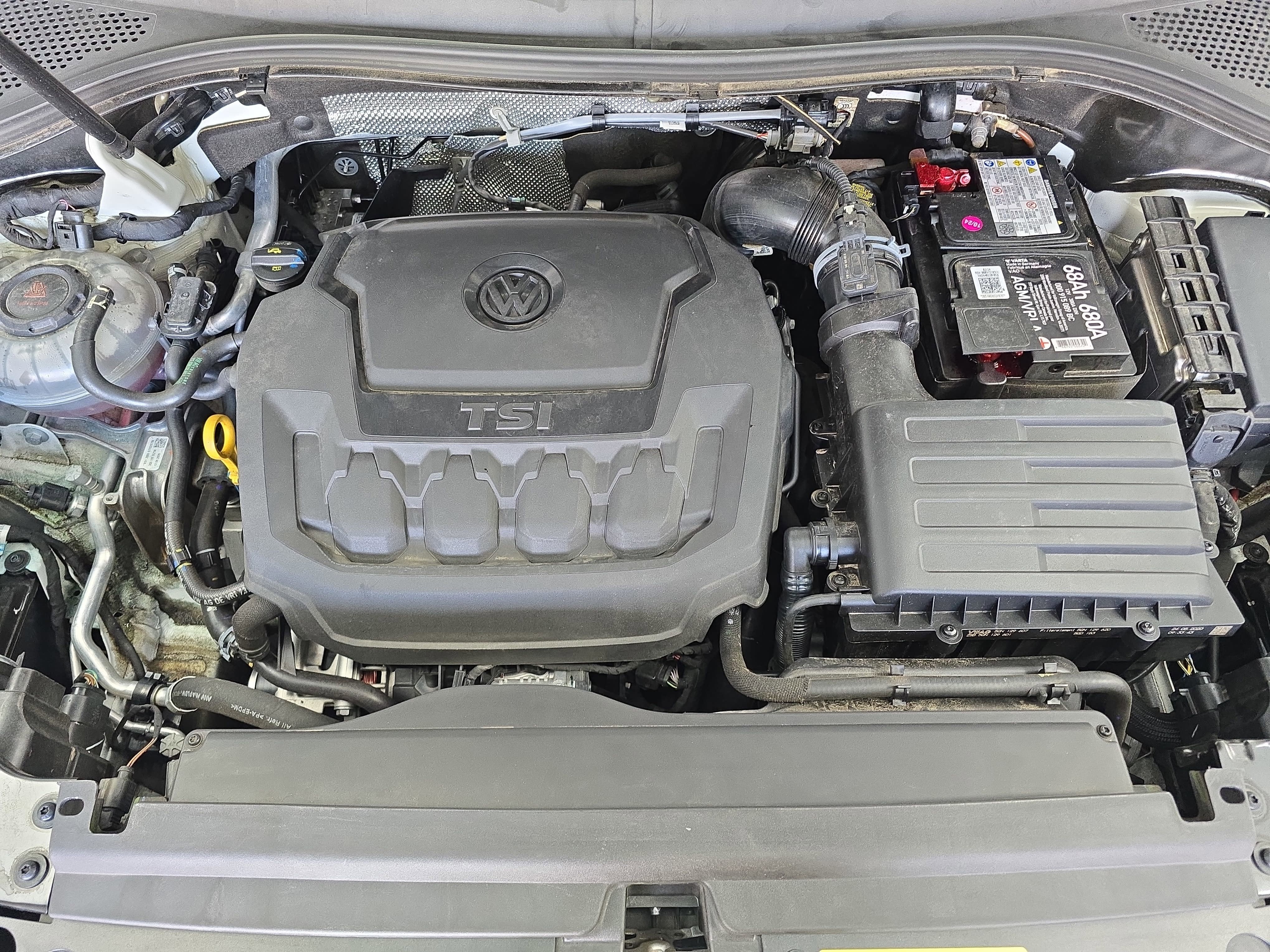 2020 Volkswagen Tiguan SE R-Line Black