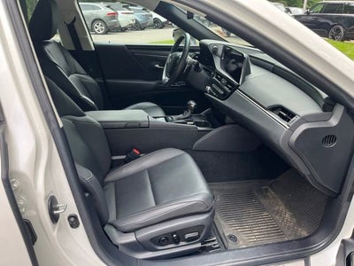 2023 Lexus ES ES 300h