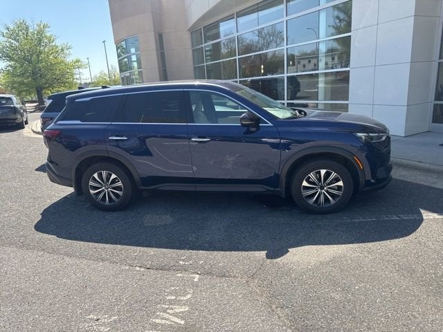 2024 INFINITI QX60 PURE