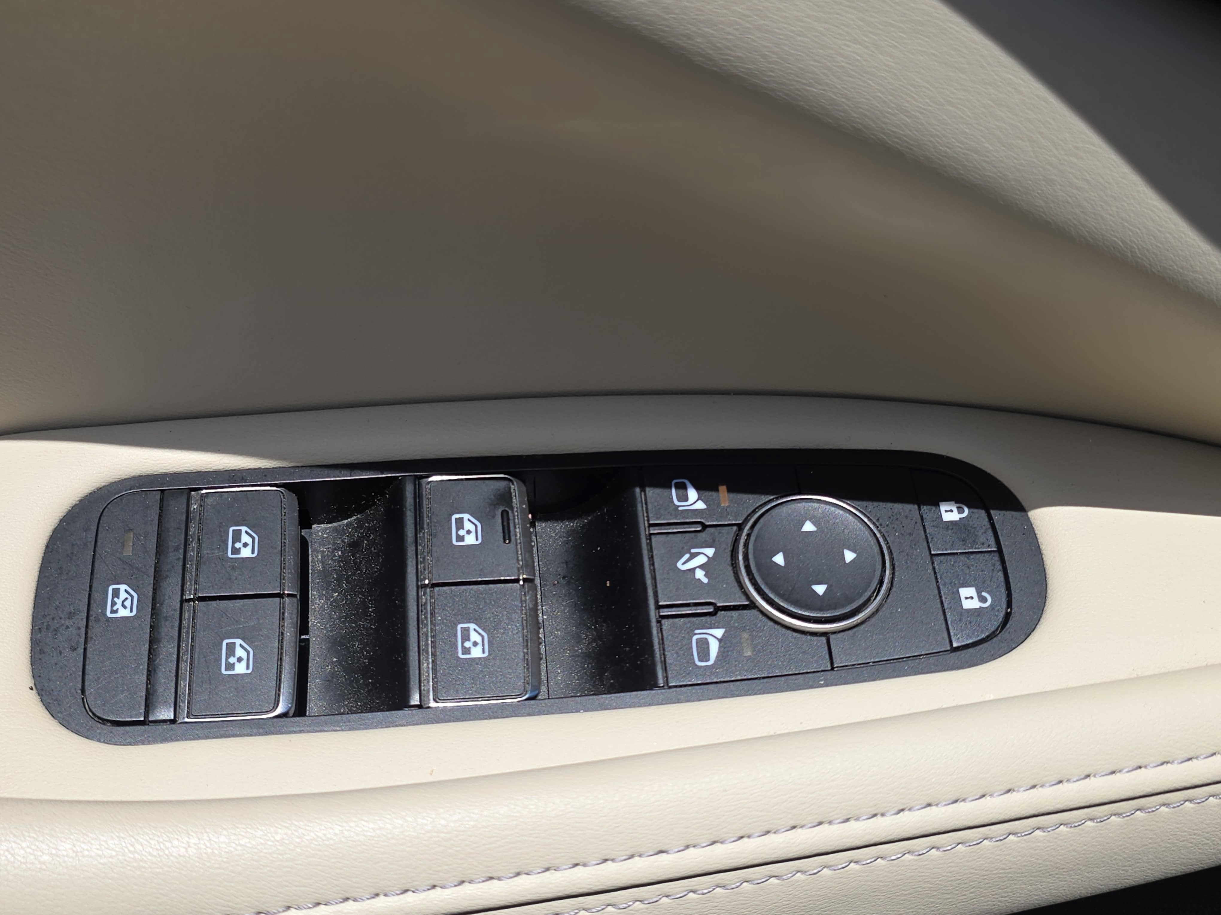 2024 INFINITI QX60 PURE