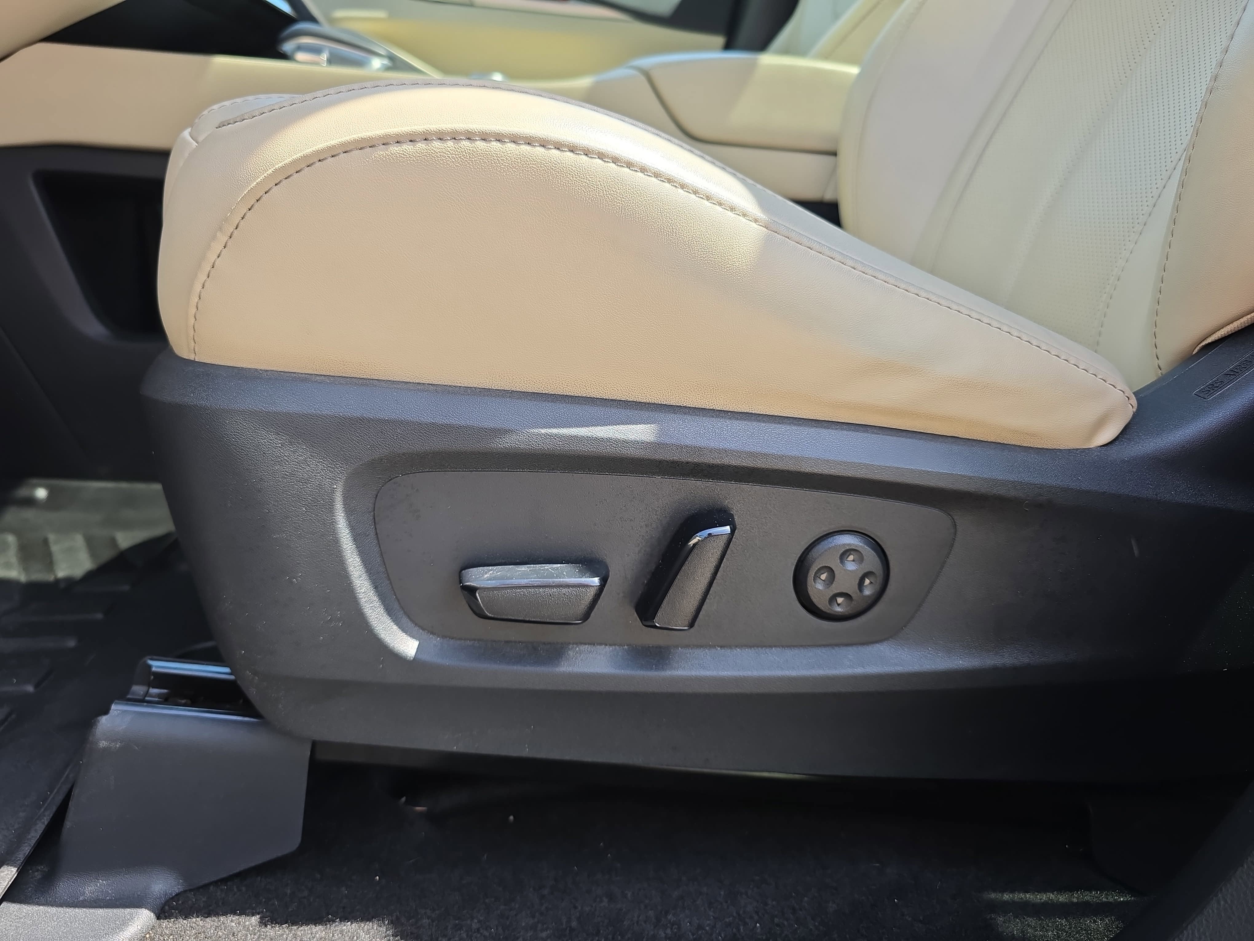 2024 INFINITI QX60 PURE