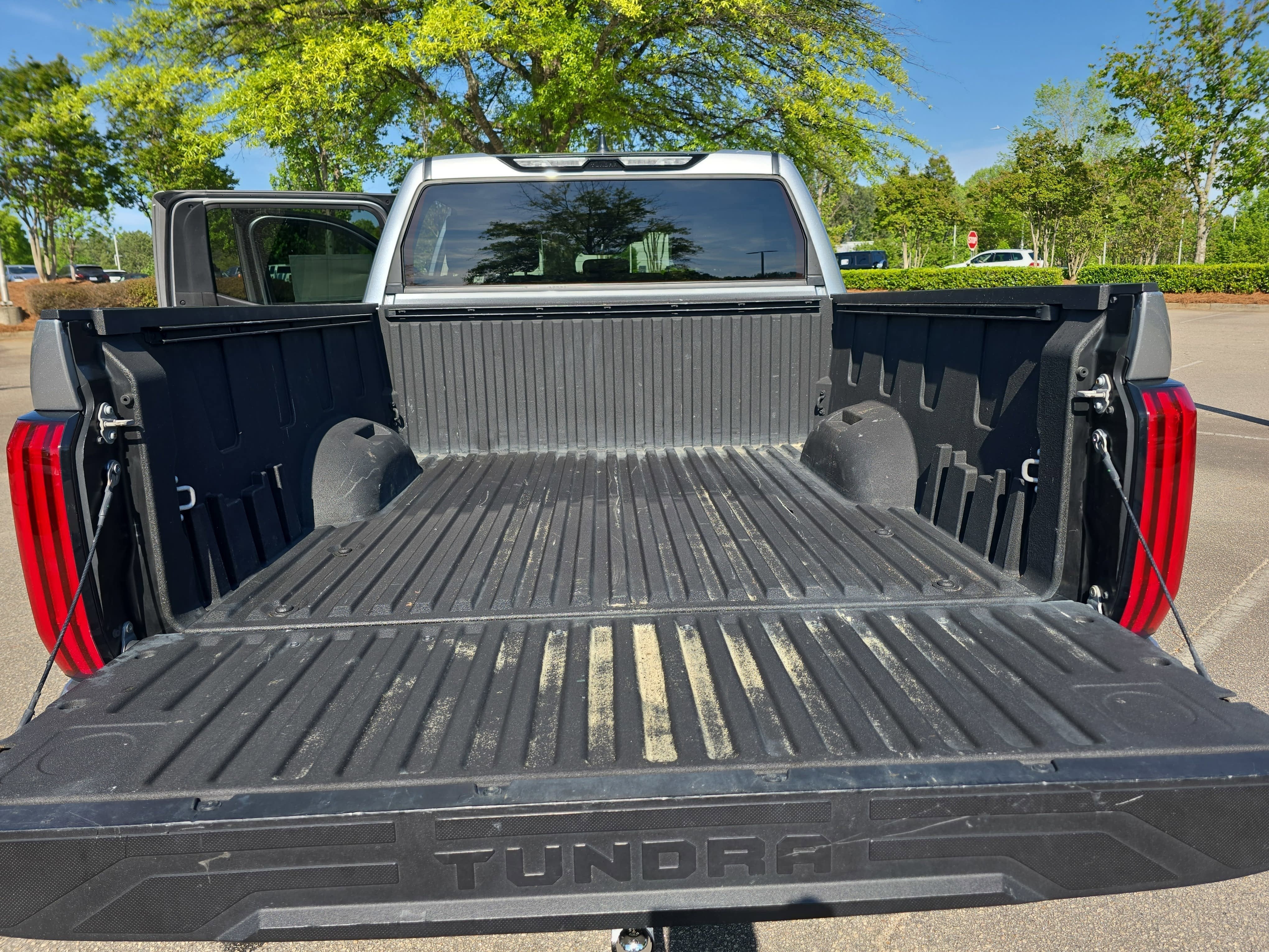 2024 Toyota Tundra 4WD SR5