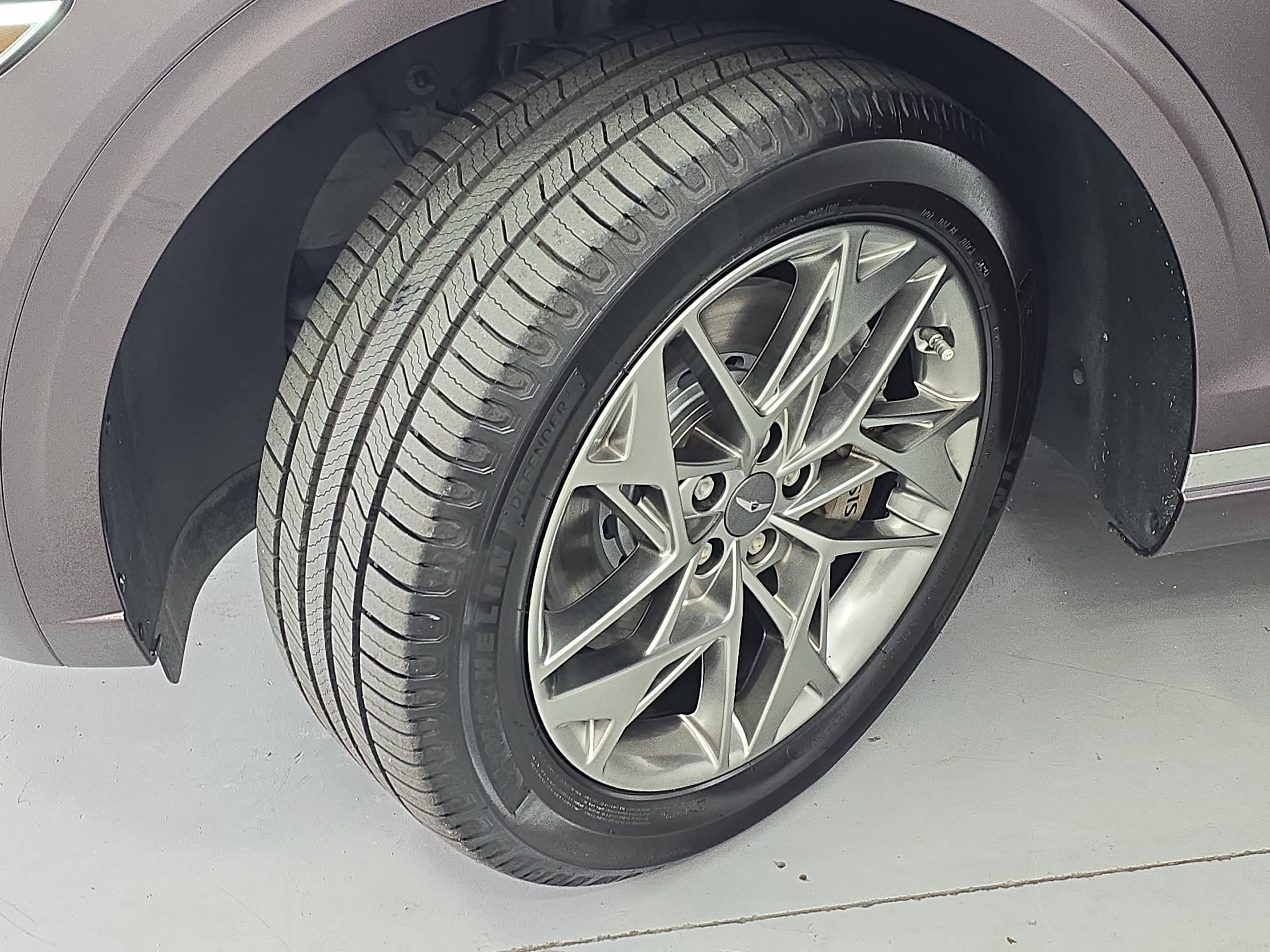 2023 Genesis GV70 2.5T