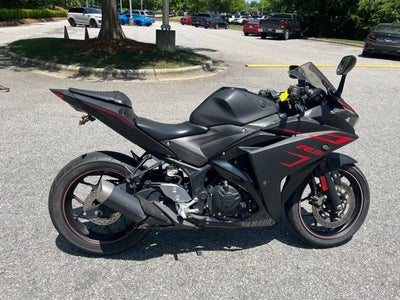 2017 Yamaha R3 R3