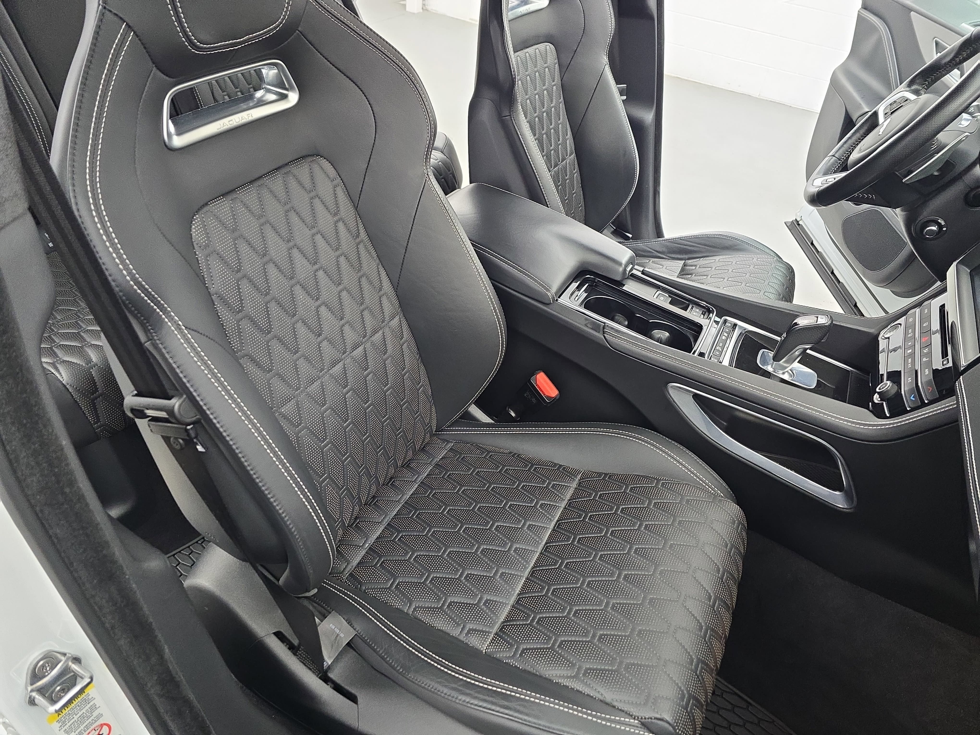 2020 Jaguar F-PACE SVR