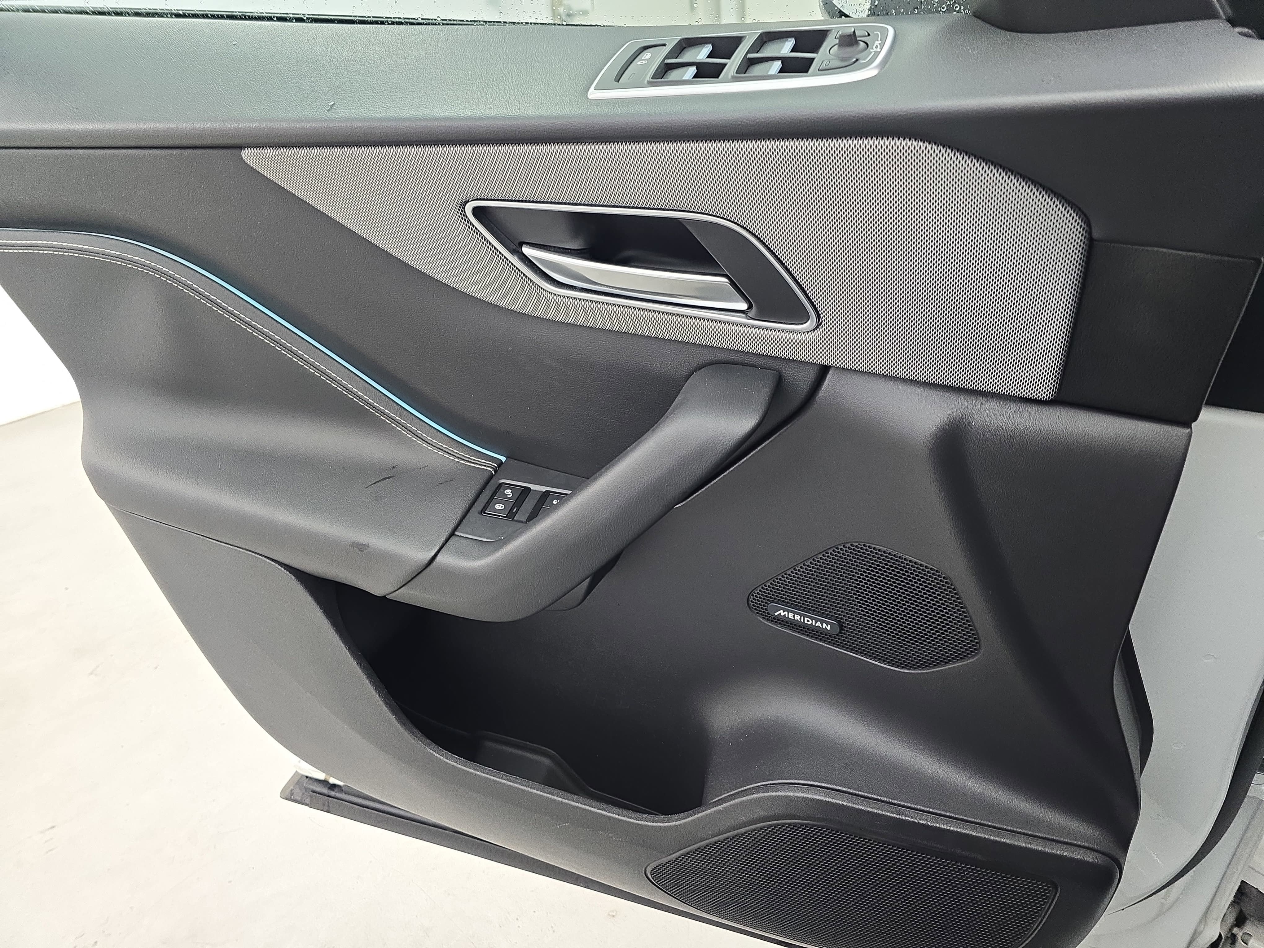 2020 Jaguar F-PACE SVR