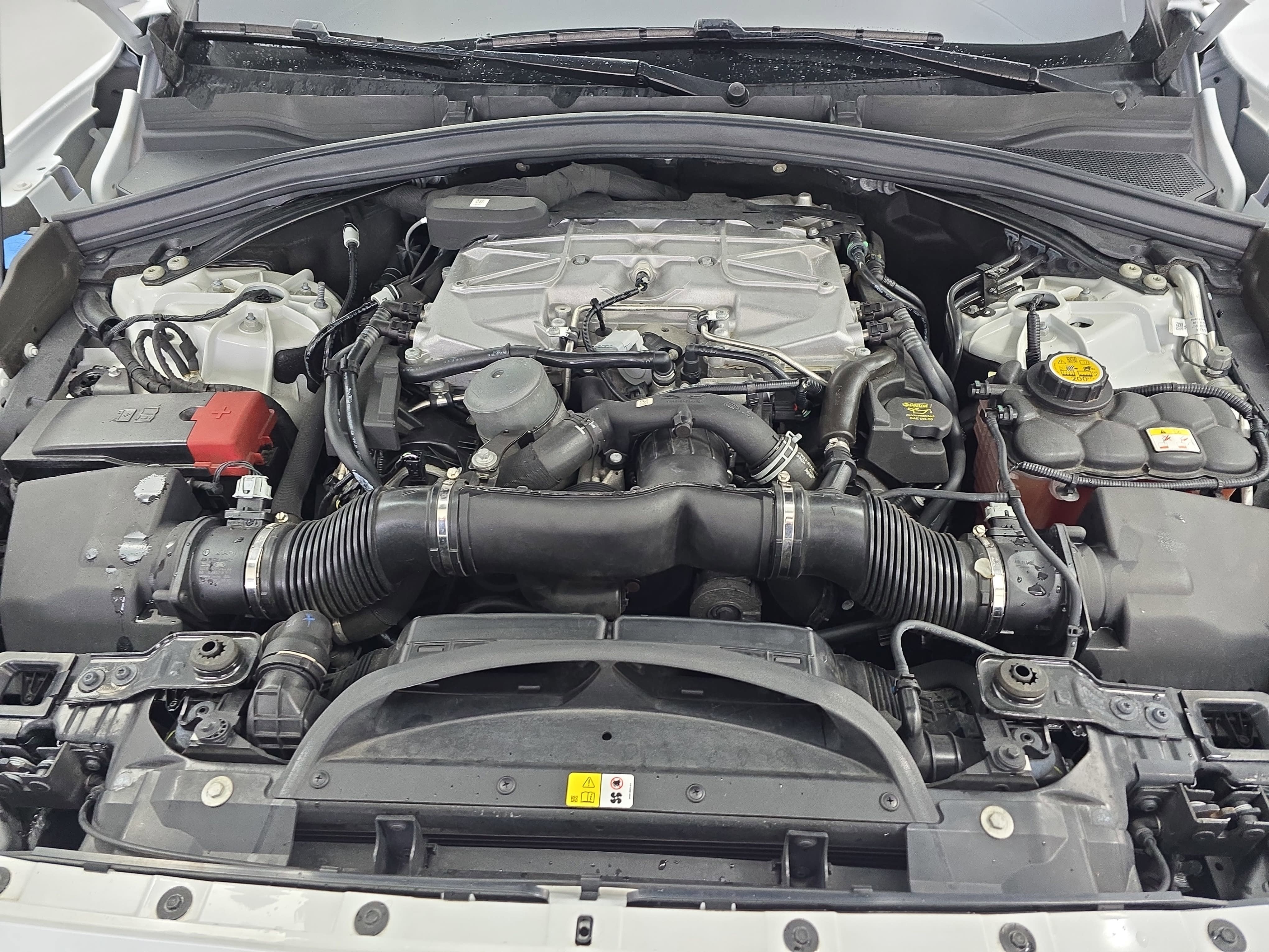 2020 Jaguar F-PACE SVR