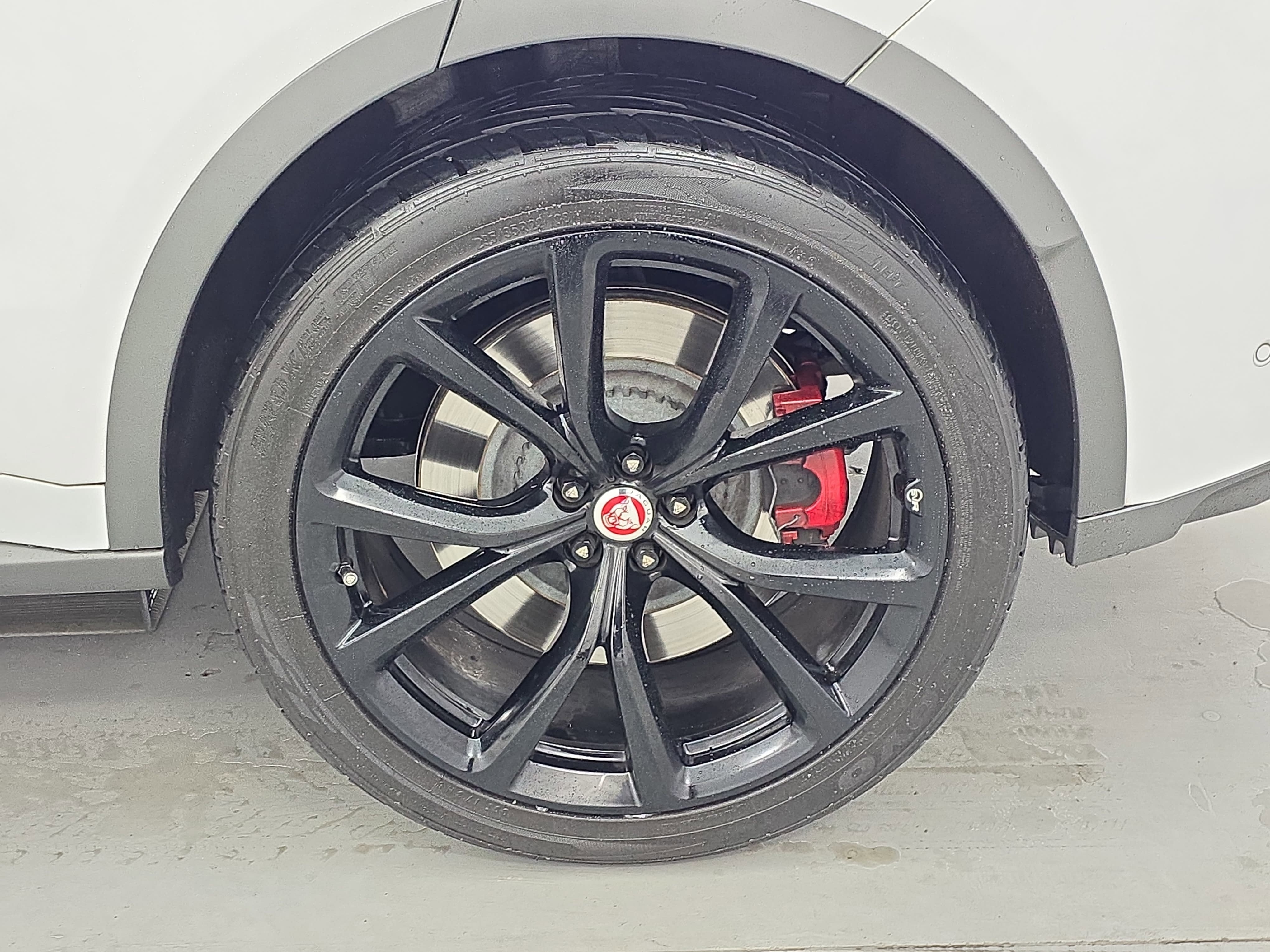 2020 Jaguar F-PACE SVR