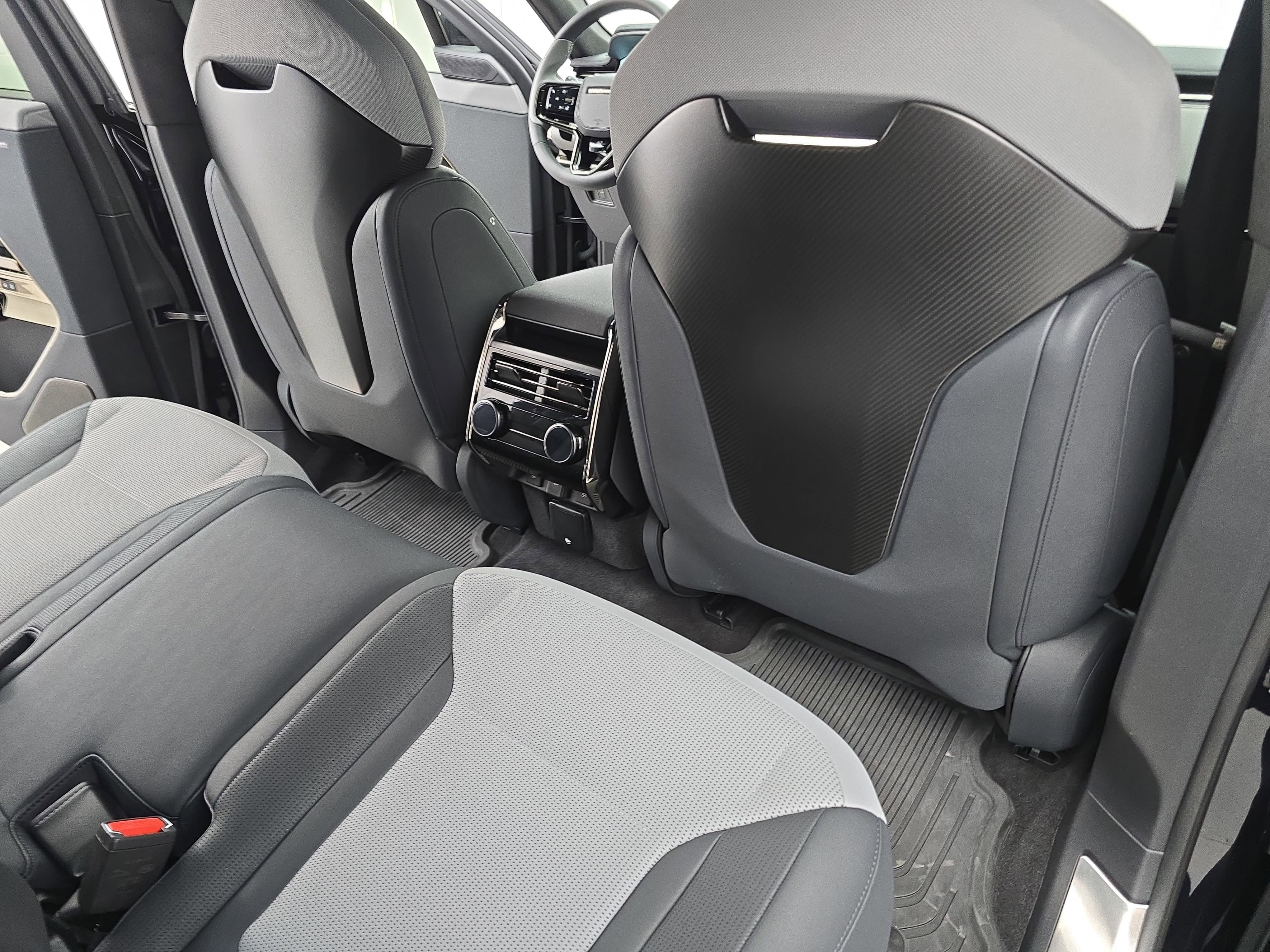 2025 Land Rover Range Rover Sport SV Edition Two