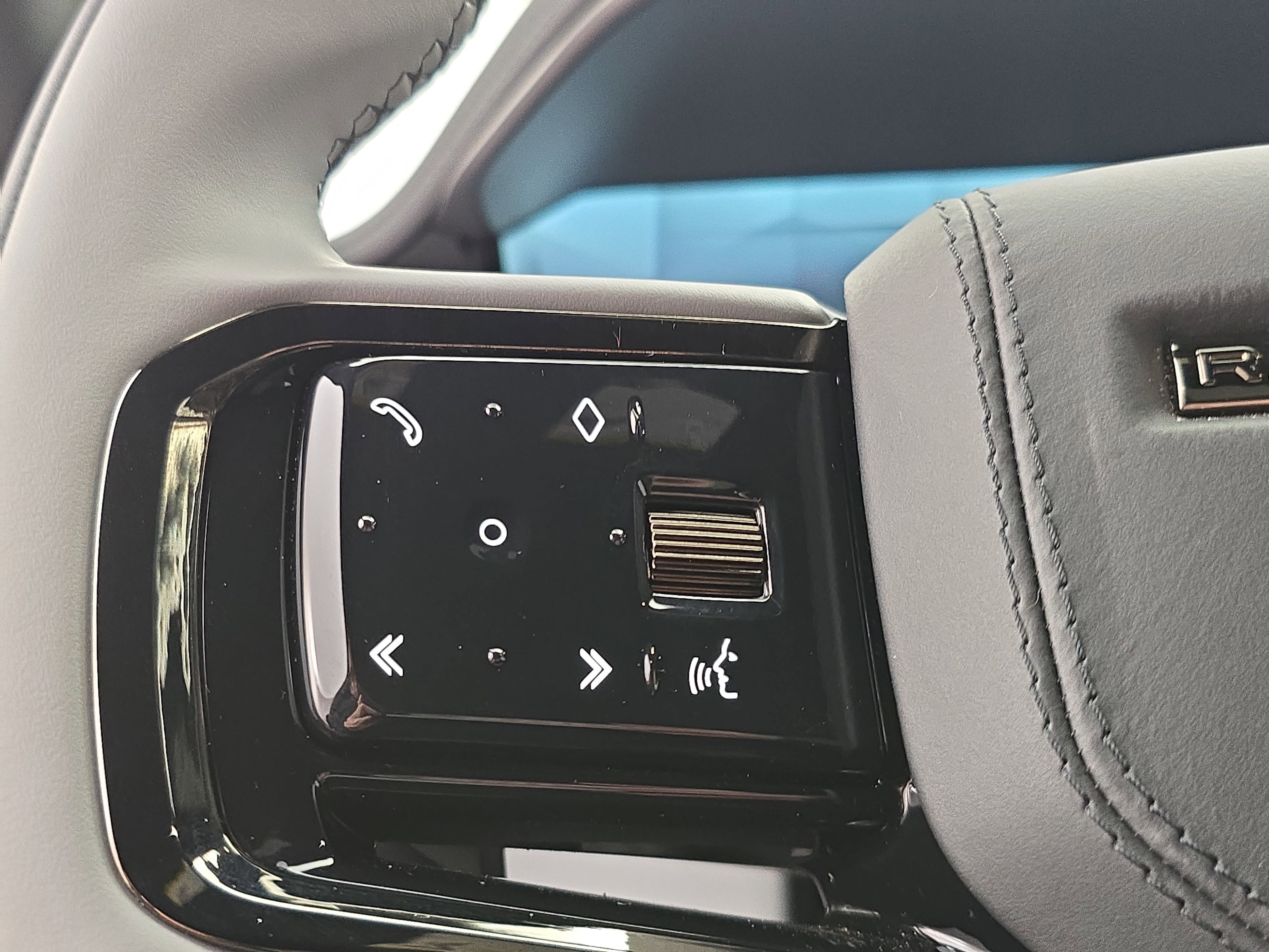 2025 Land Rover Range Rover Sport SV Edition Two