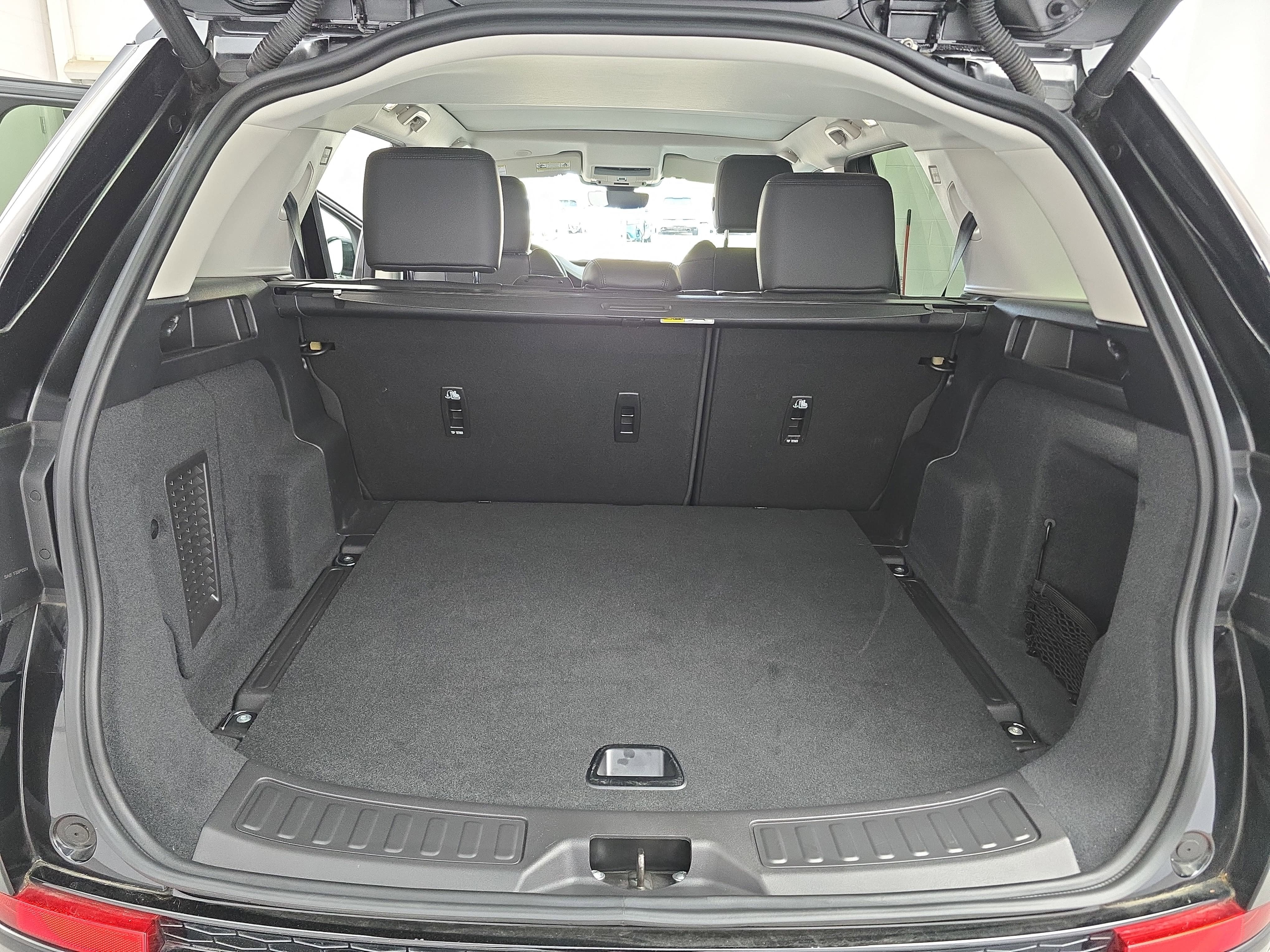 2024 Land Rover Discovery Sport Core S