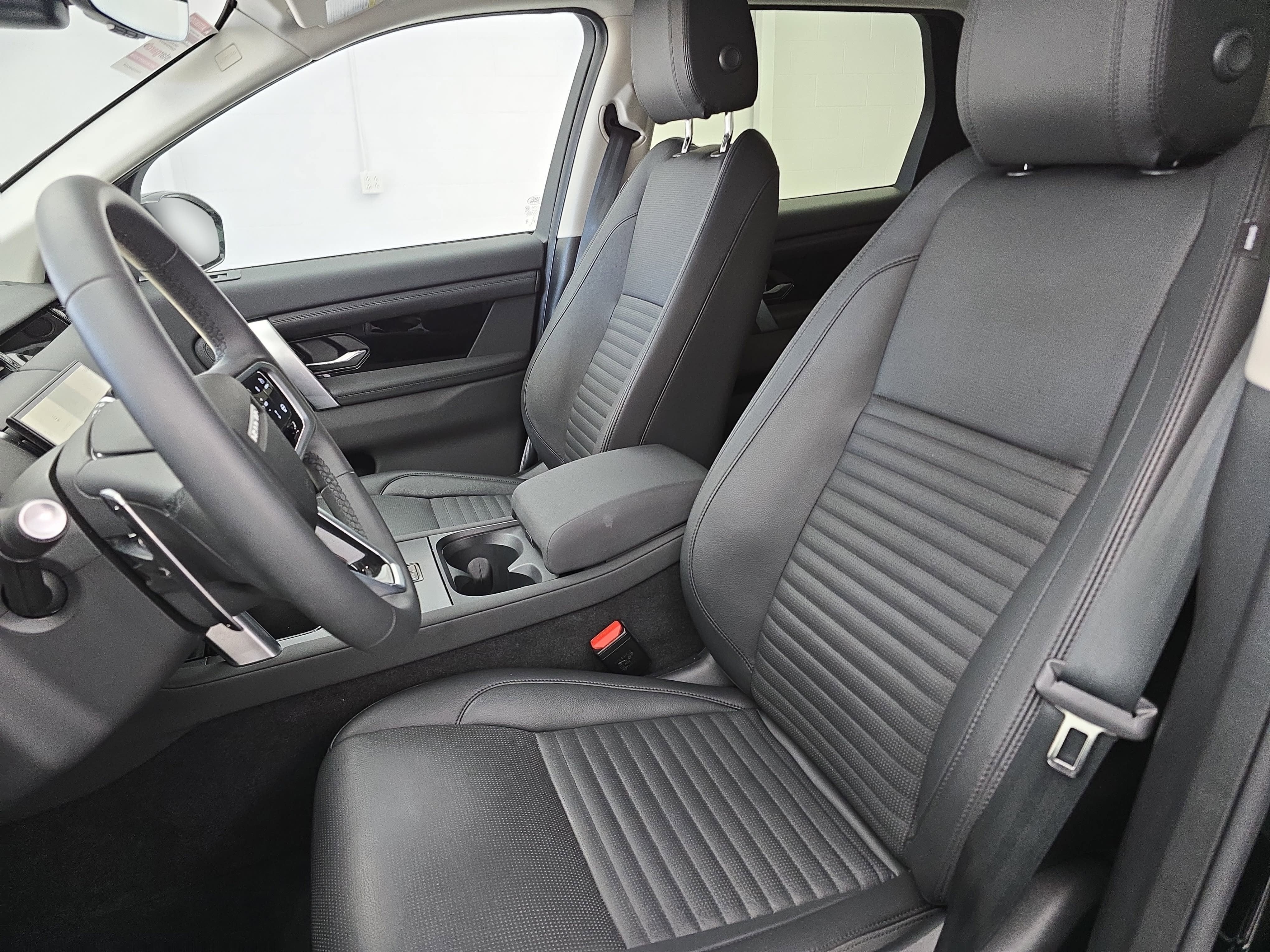 2024 Land Rover Discovery Sport Core S