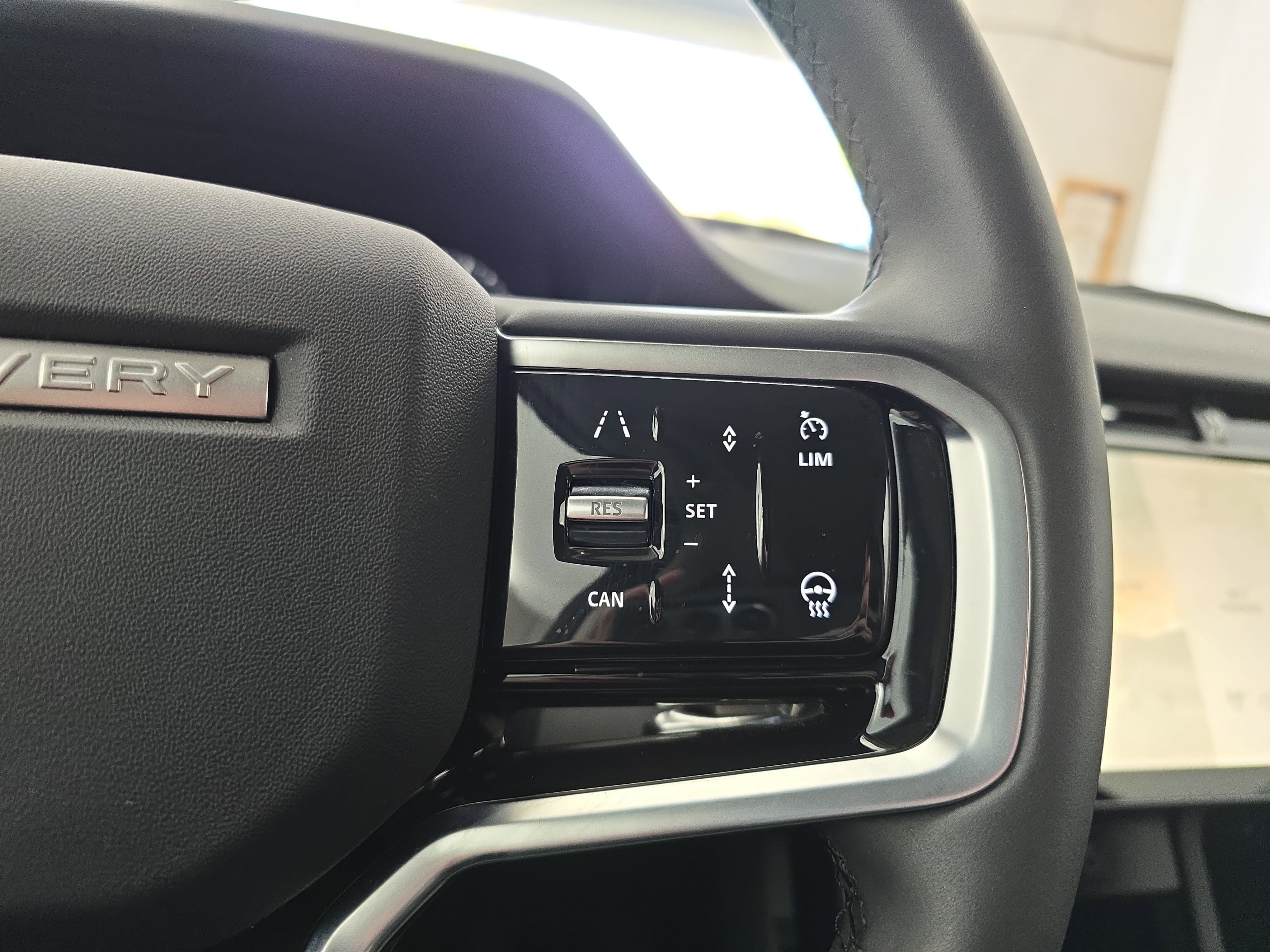 2024 Land Rover Discovery Sport Core S