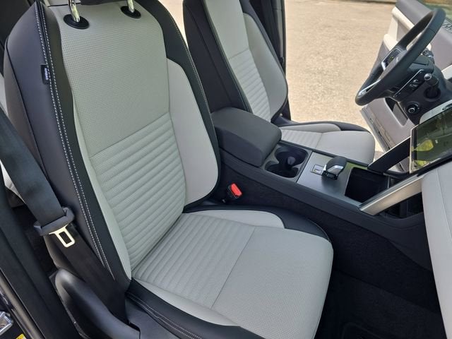 2026 Land Rover Discovery Sport Landmark