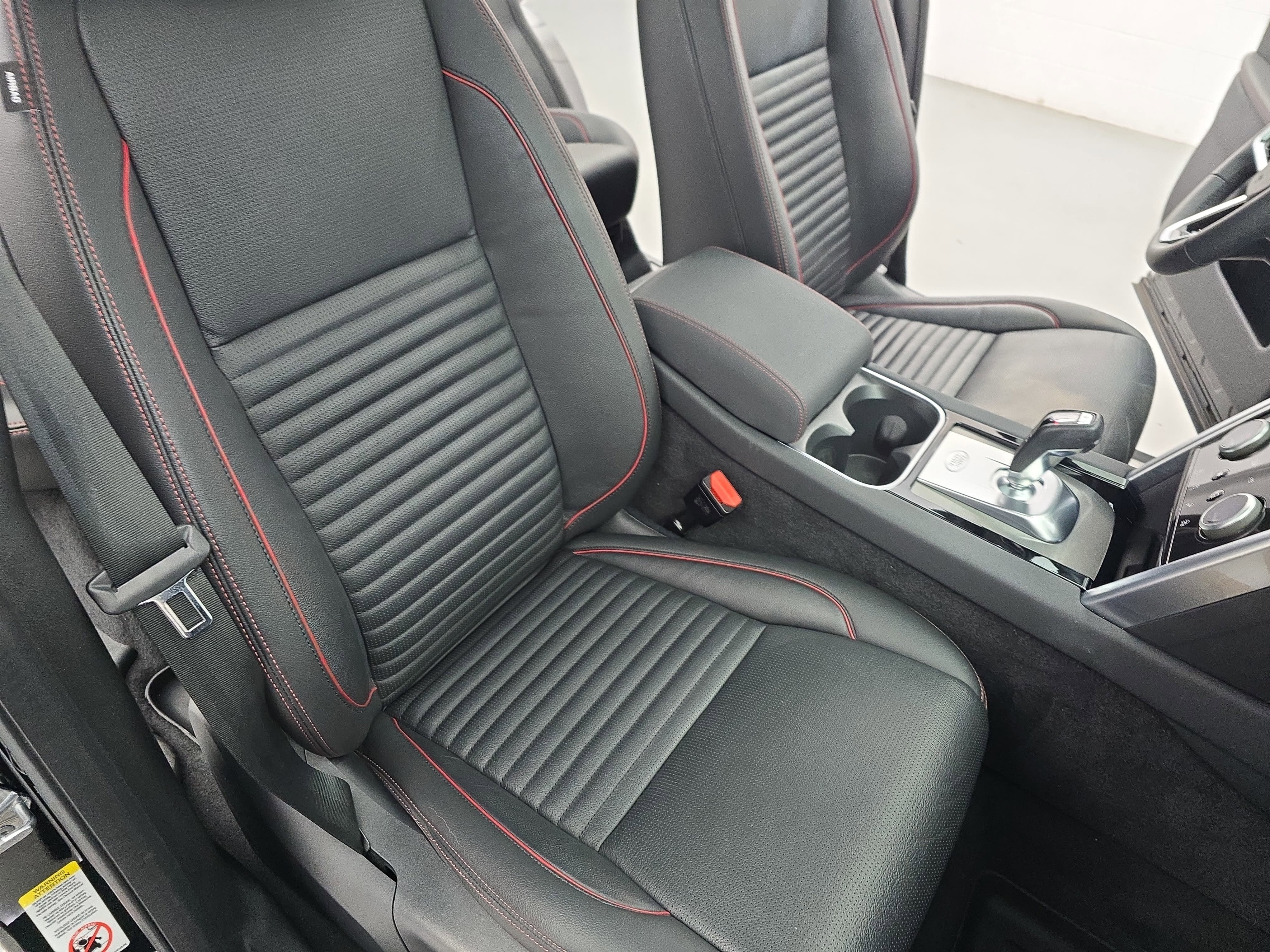 2023 Land Rover Discovery Sport S R-Dynamic