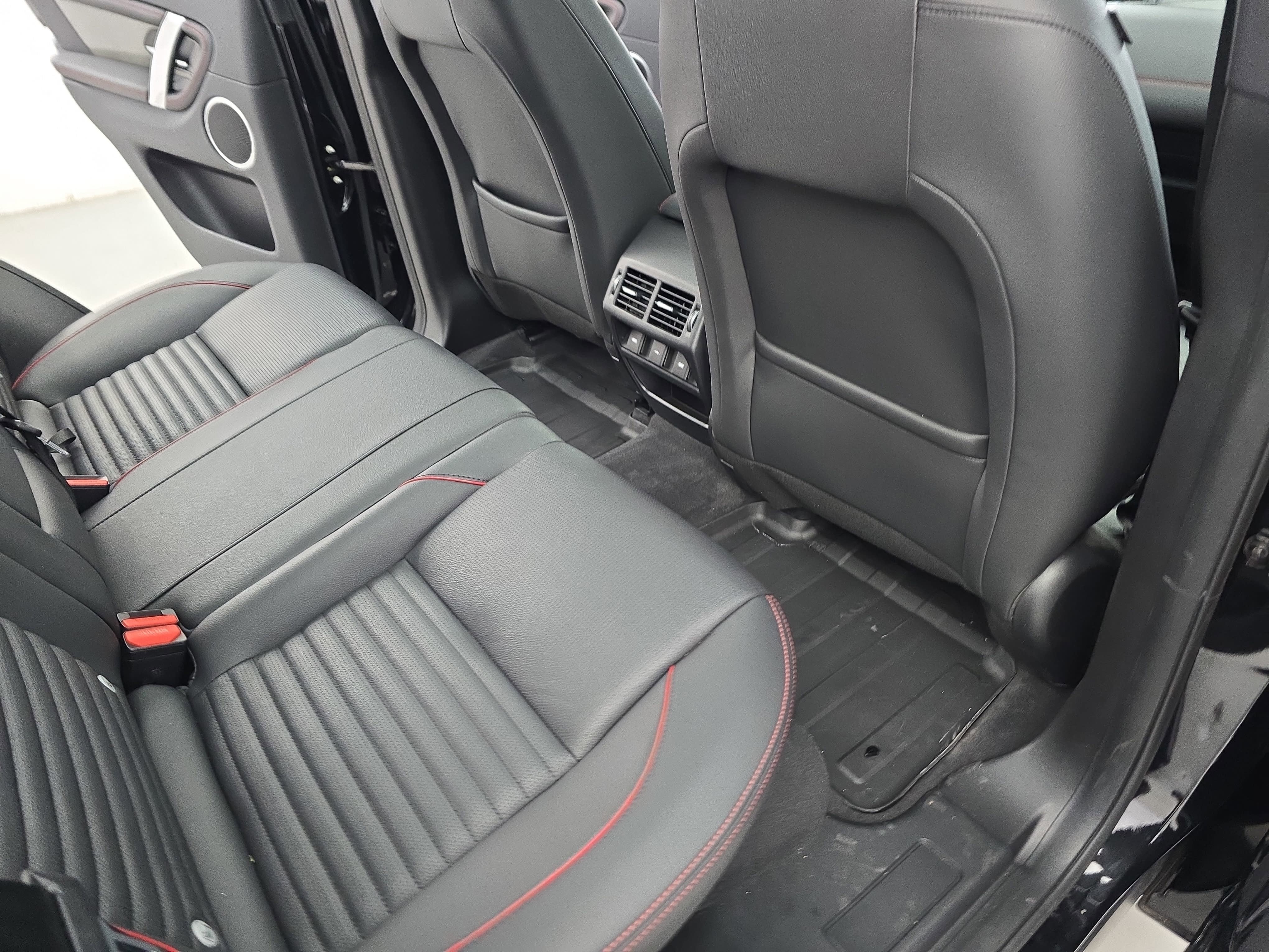 2023 Land Rover Discovery Sport S R-Dynamic